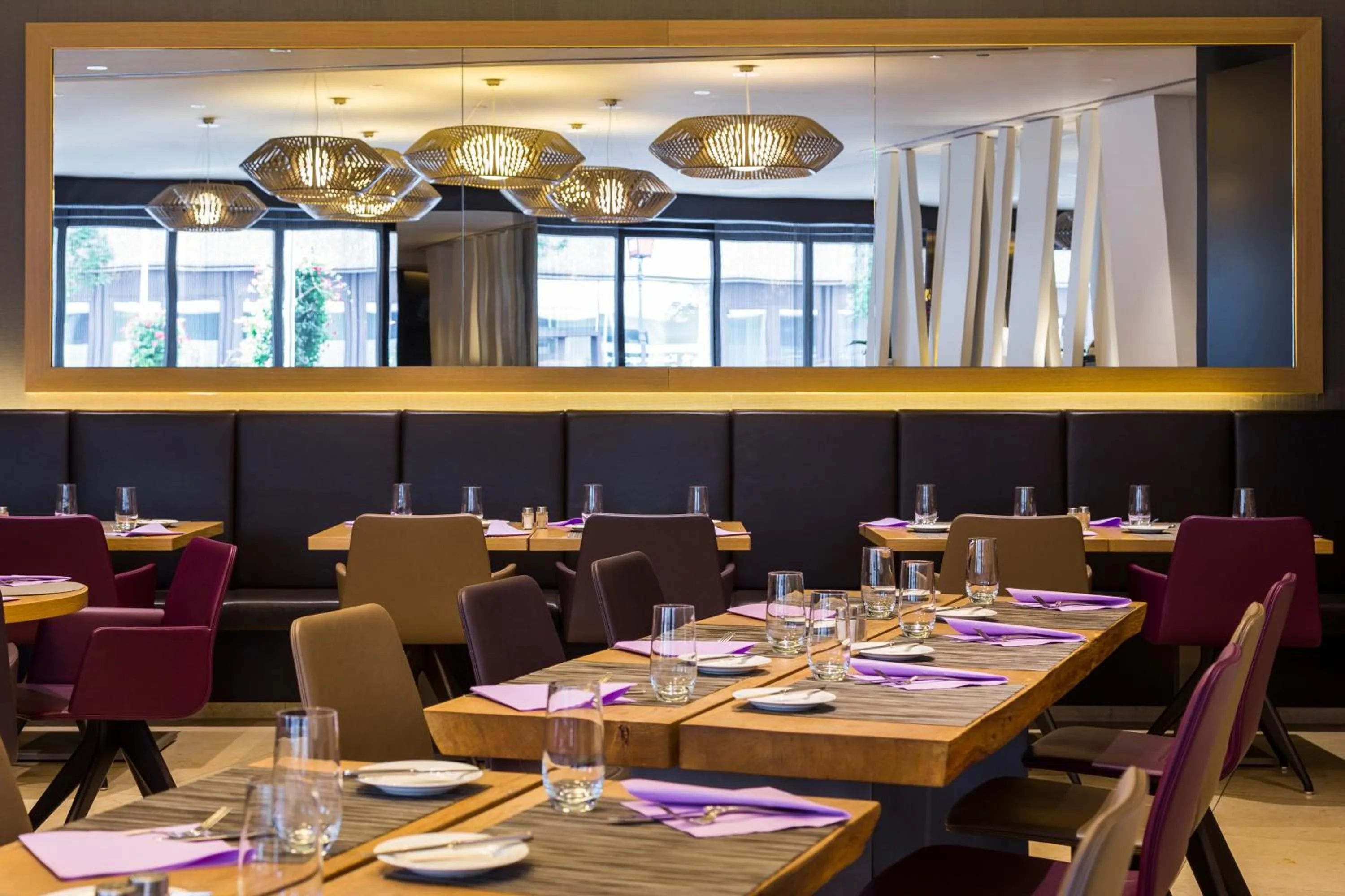 Restaurant/places to eat in Pullman Basel Europe