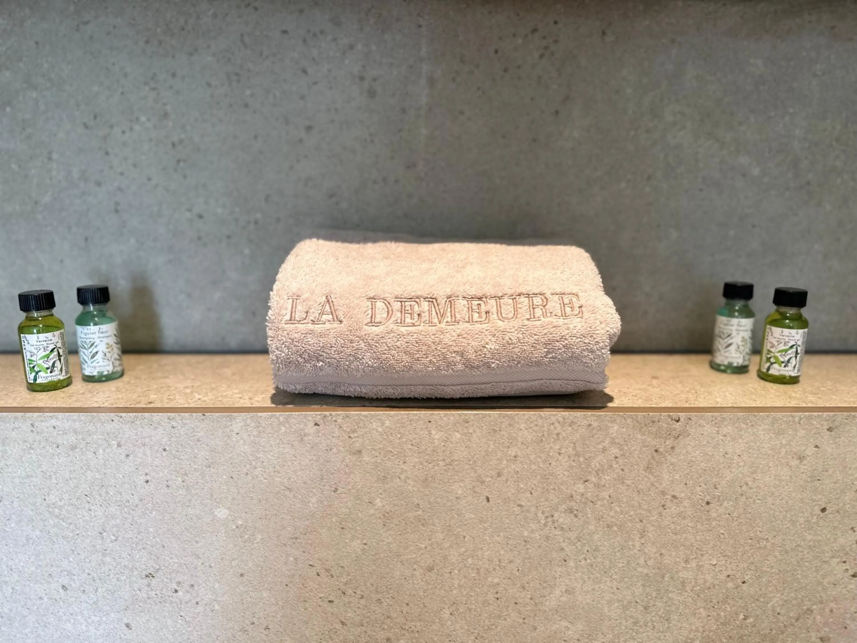 Bathroom in LA DEMEURE