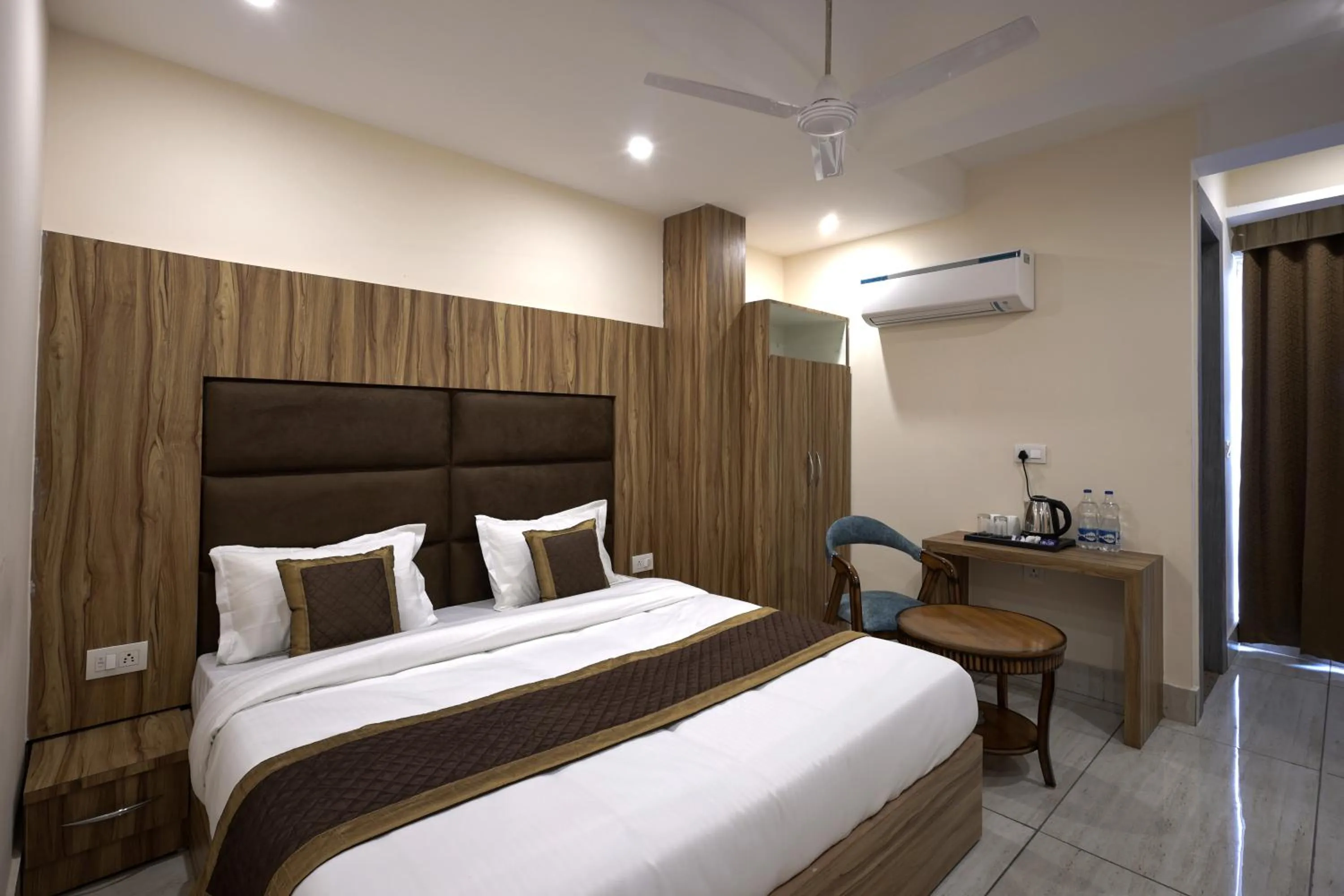 Bed in Rio Grand - Haridwar - A Premium Hotel