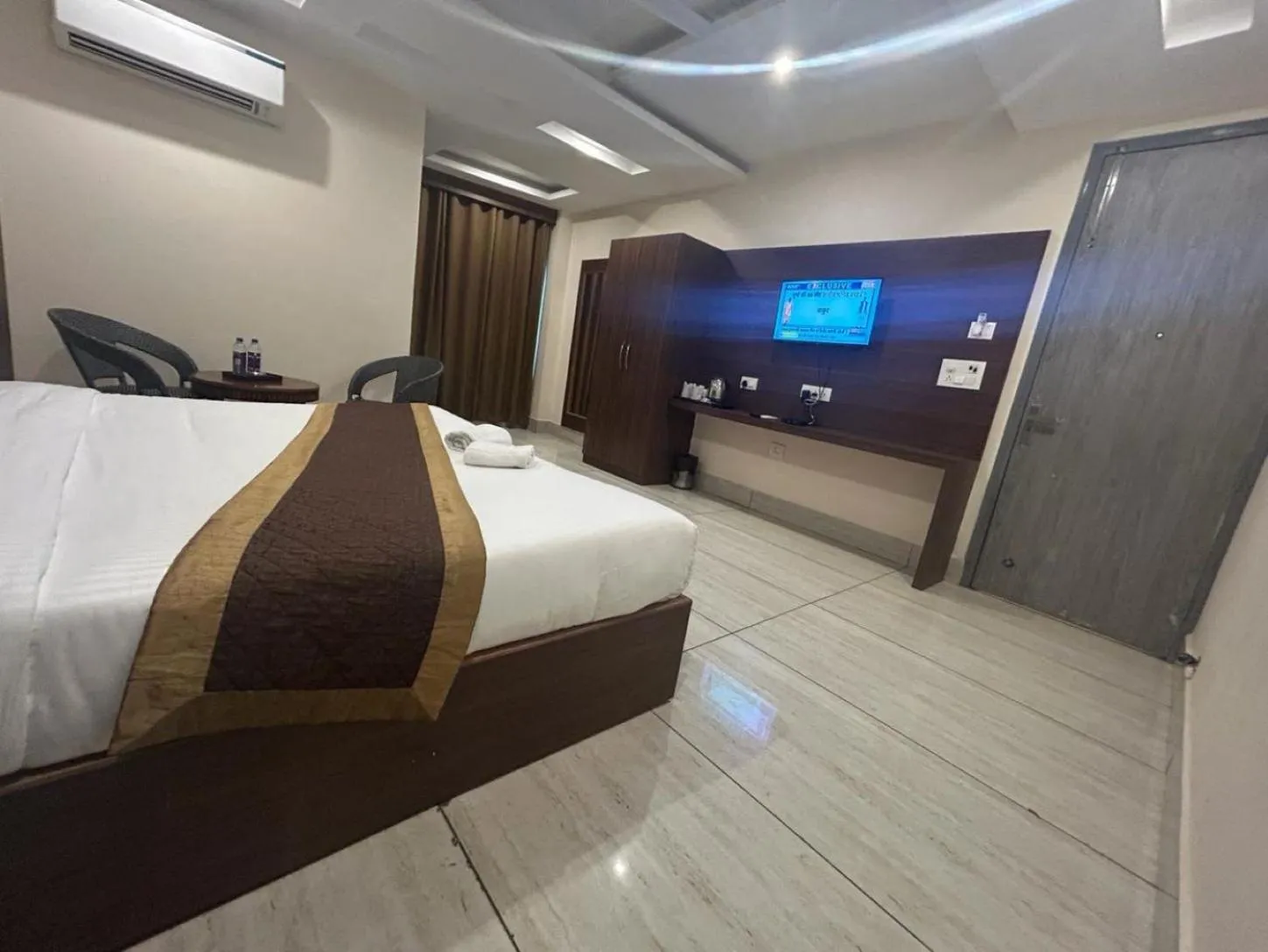 Photo of the whole room in Rio Grand - Haridwar - A Premium Hotel