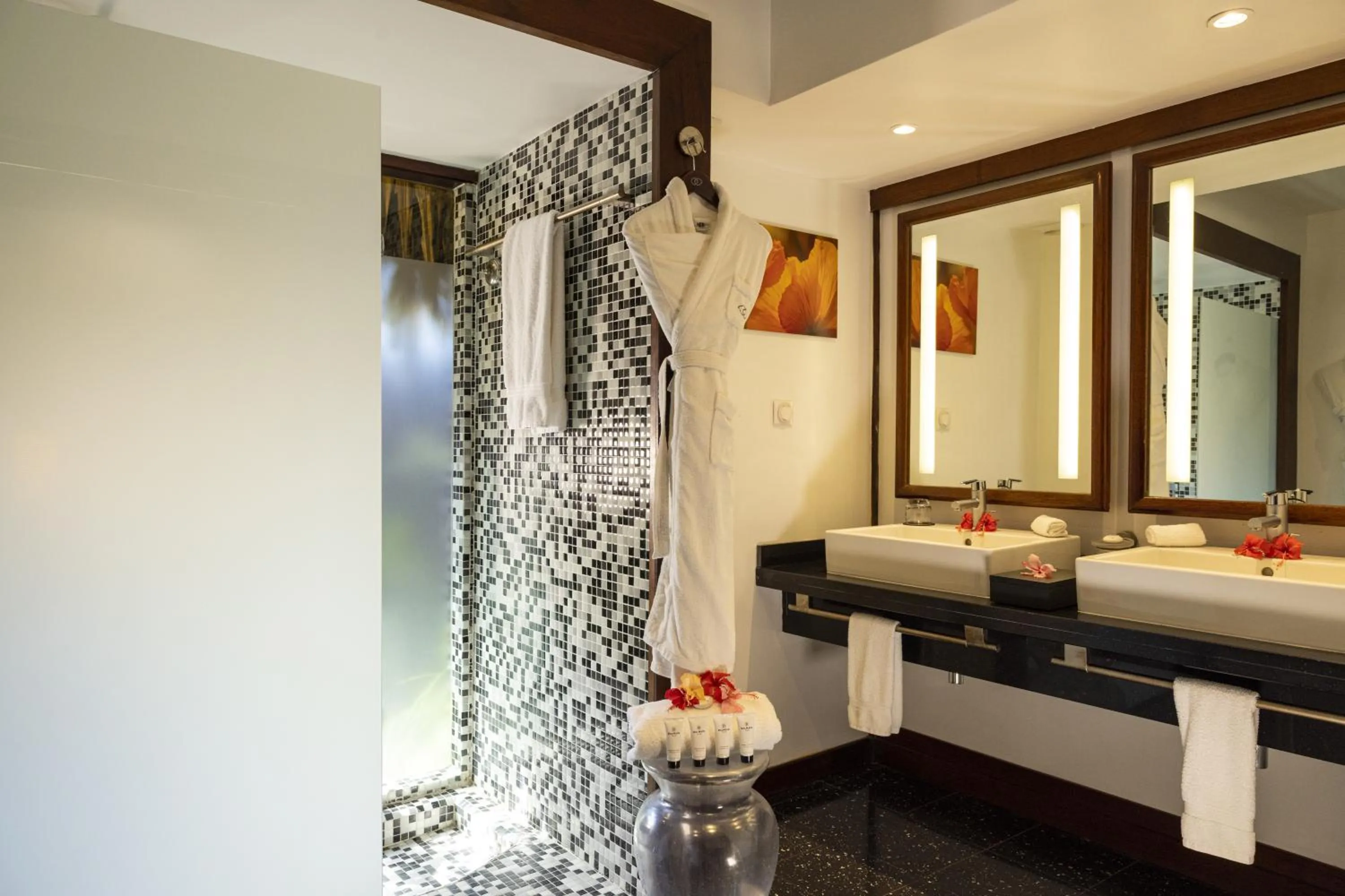 Bathroom in Sofitel Kia Ora Moorea Beach Resort