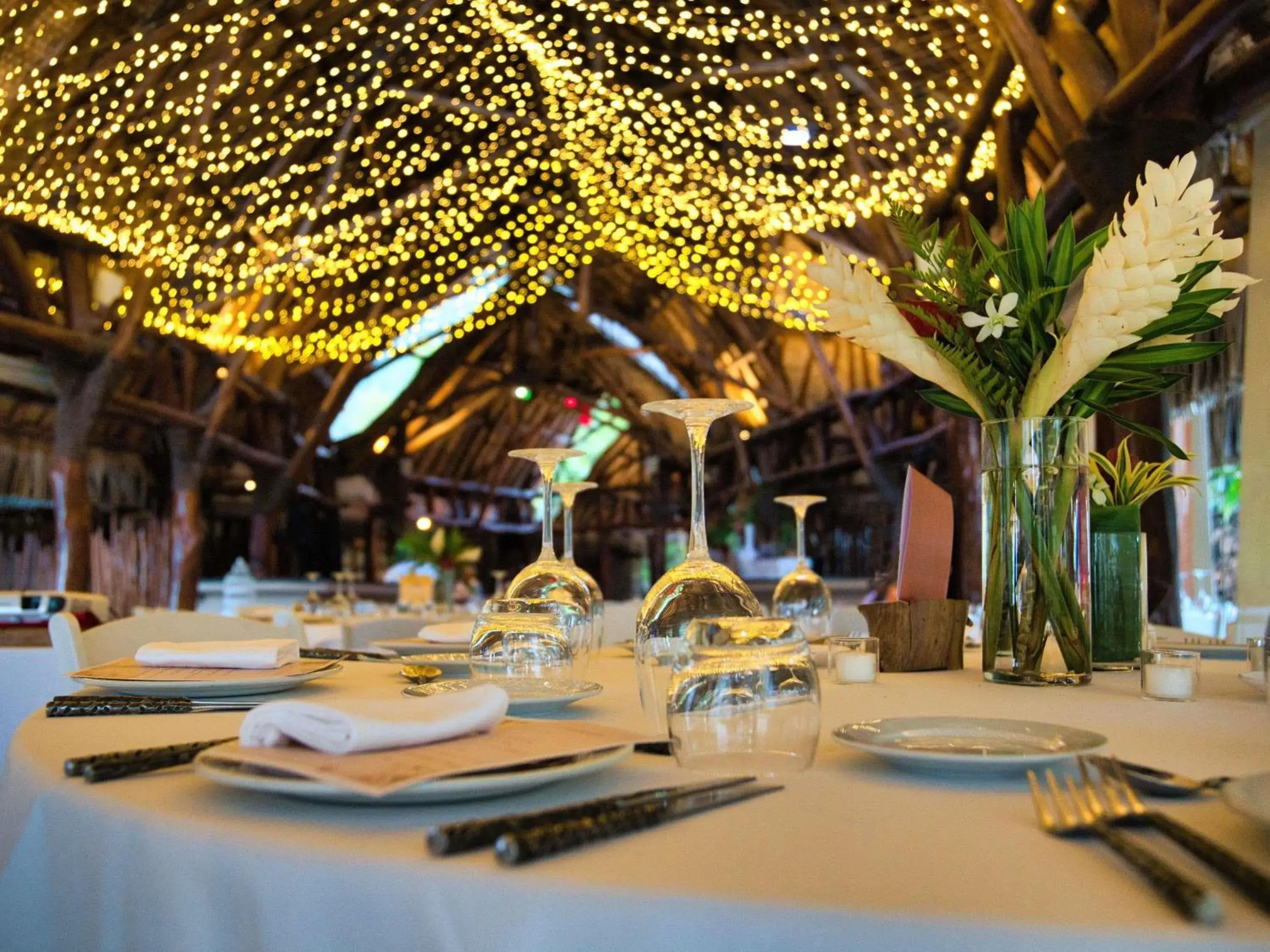 Restaurant/places to eat in Sofitel Kia Ora Moorea Beach Resort Restaurant/places to eat in Sofitel Kia Ora Moorea Beach Resort