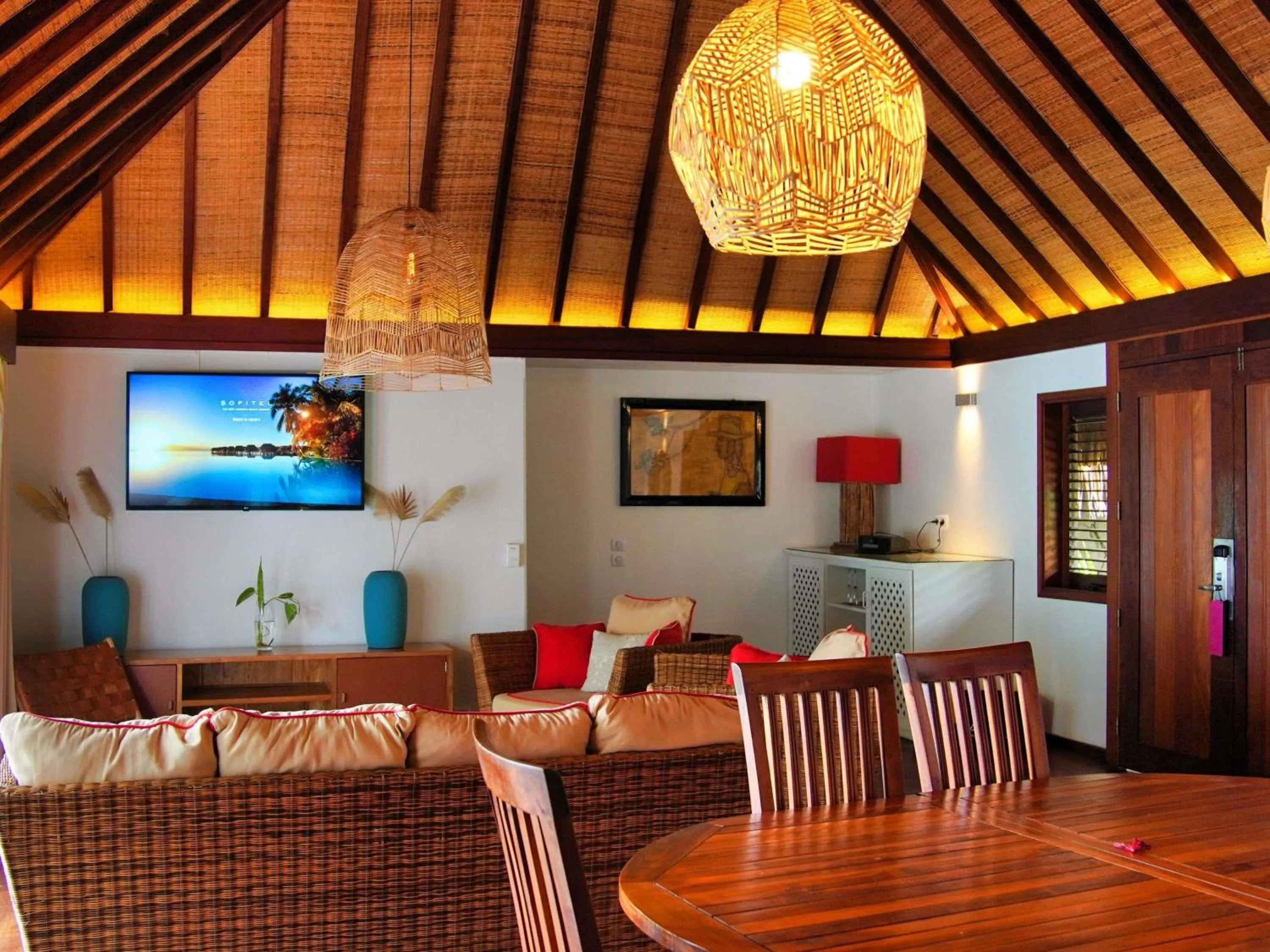 Bedroom in Sofitel Kia Ora Moorea Beach Resort