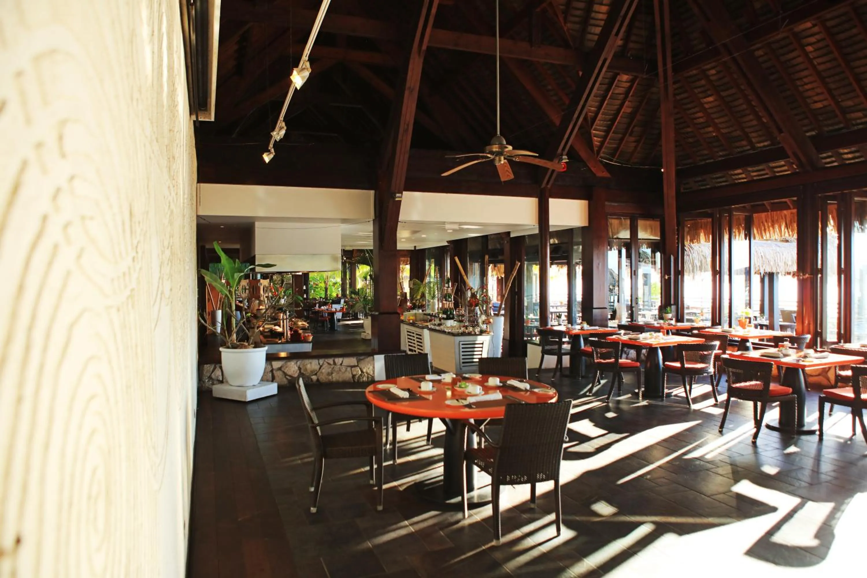 Restaurant/places to eat in Sofitel Kia Ora Moorea Beach Resort