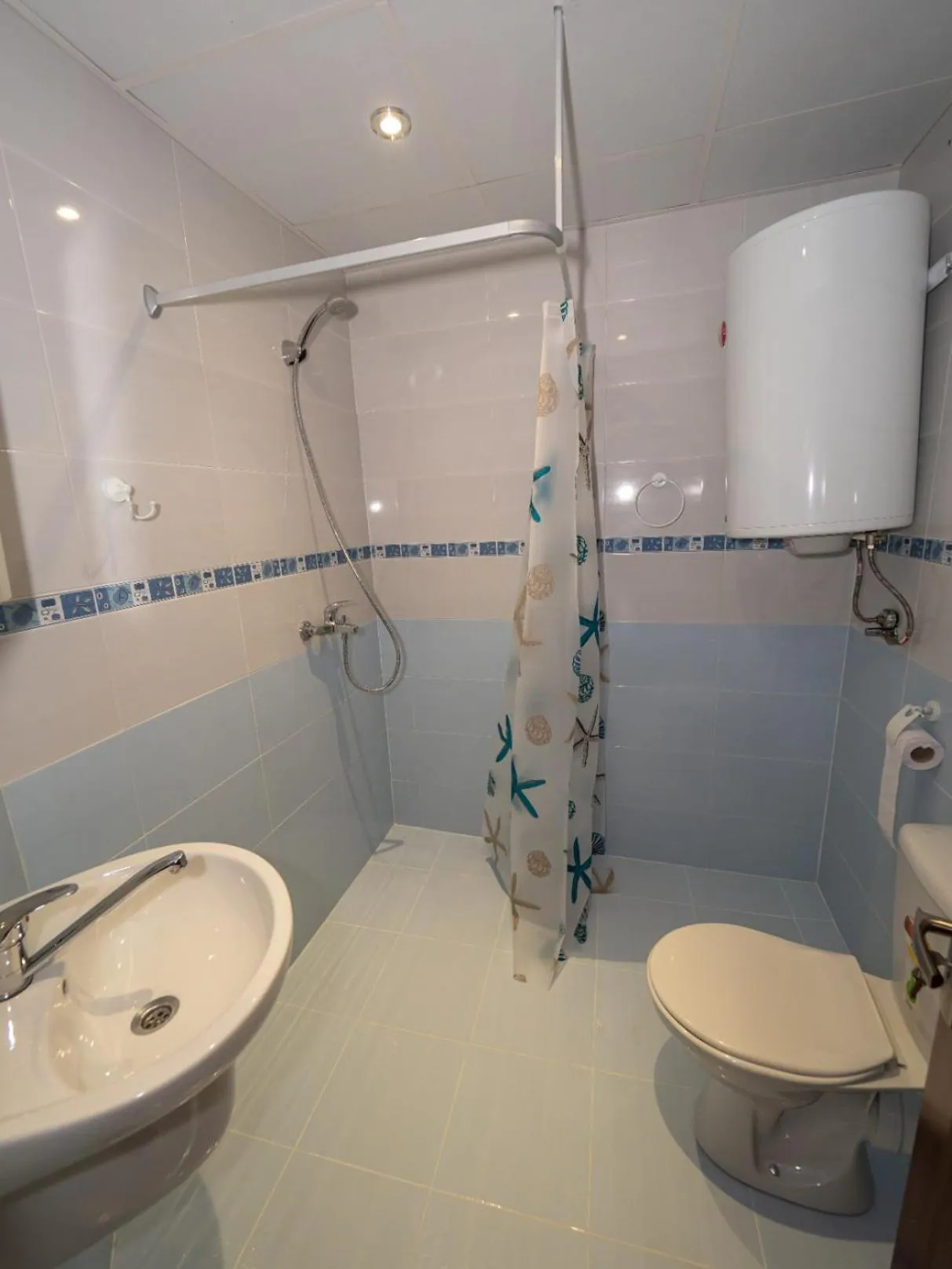 Bathroom in Buongiorno! Premium