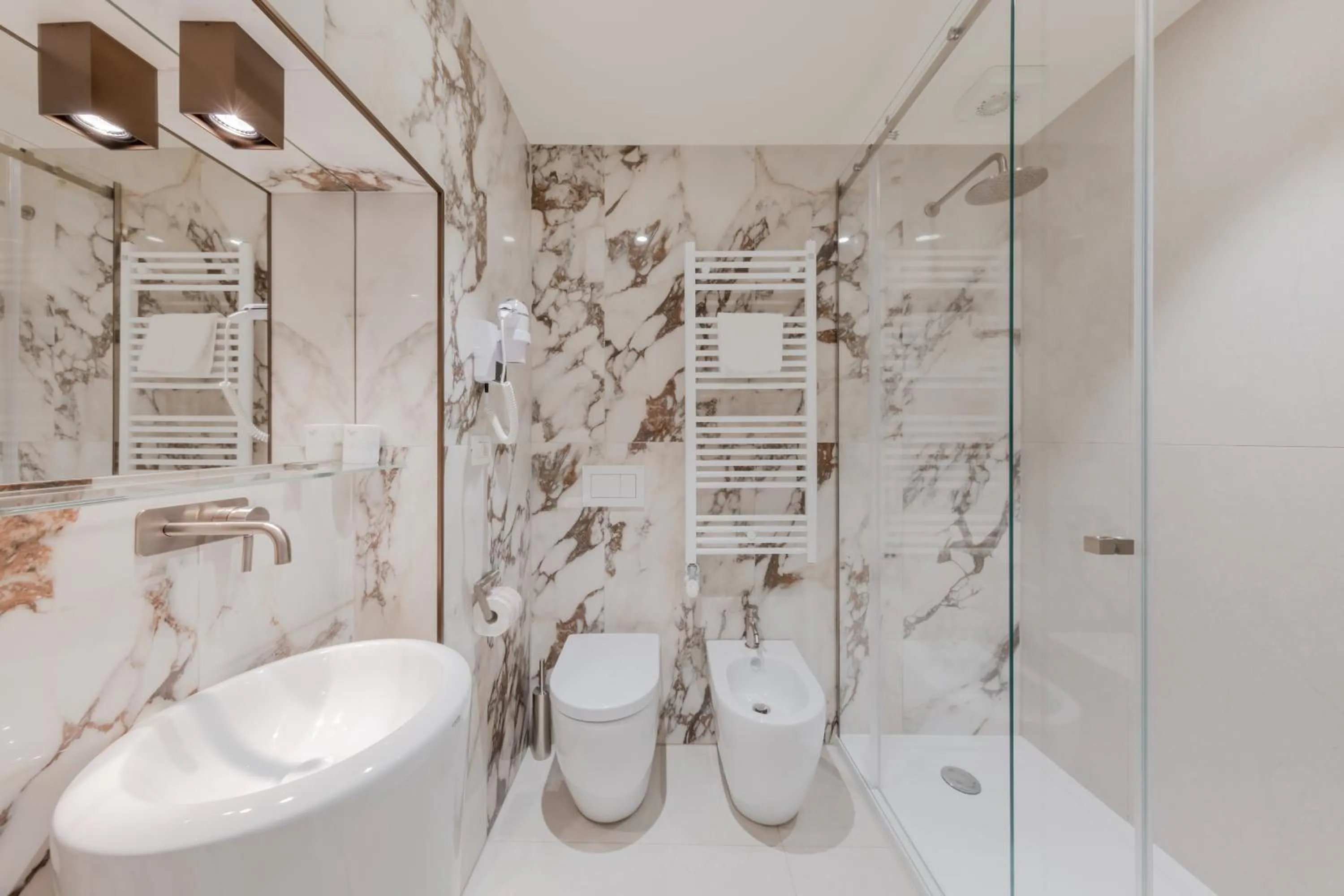 Bathroom in 286 Piazza San Marco - Relais il Doge