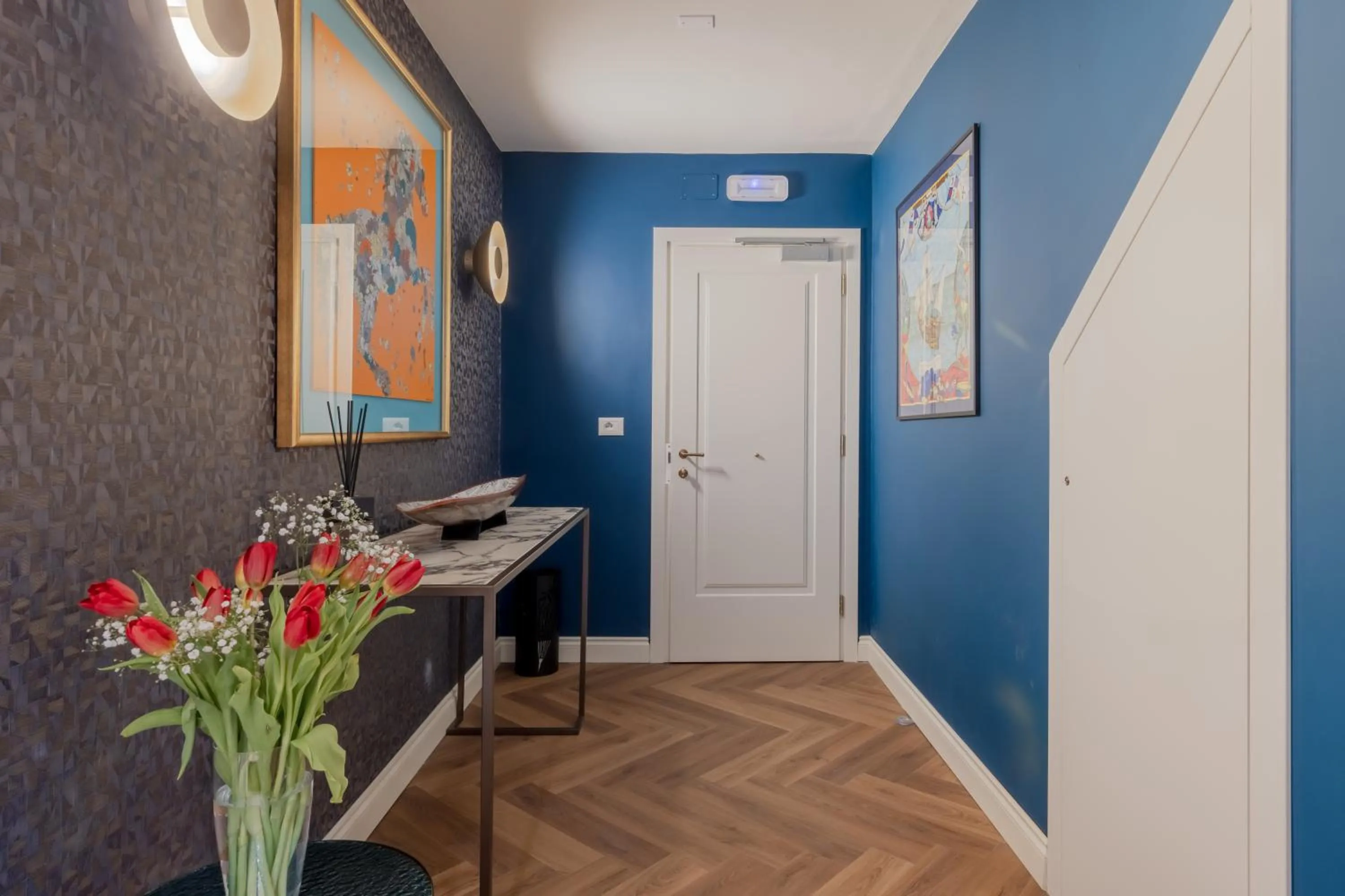 Facade/entrance in 286 Piazza San Marco - Relais il Doge