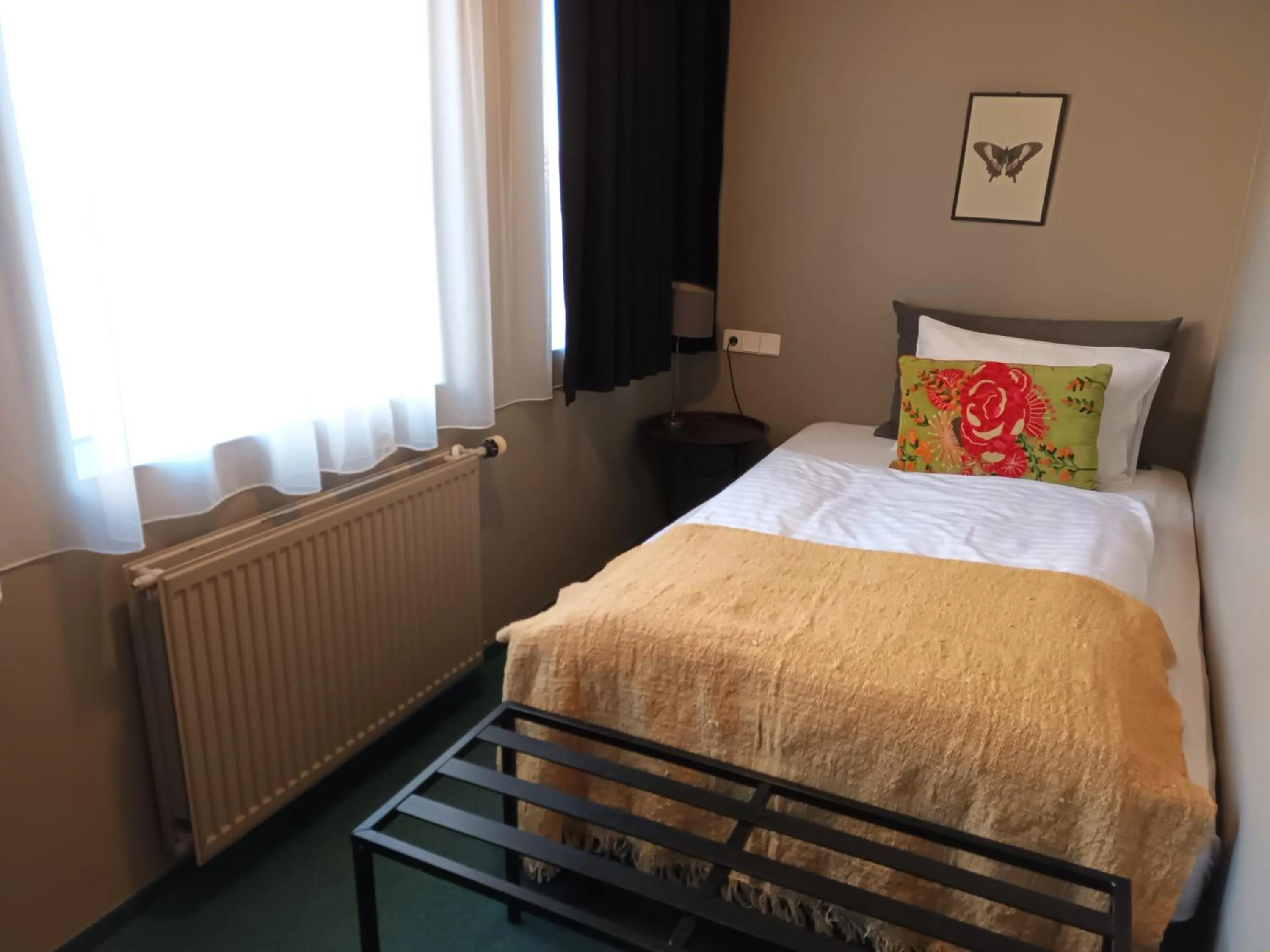 Bed in Hotel Leifur Eiriksson