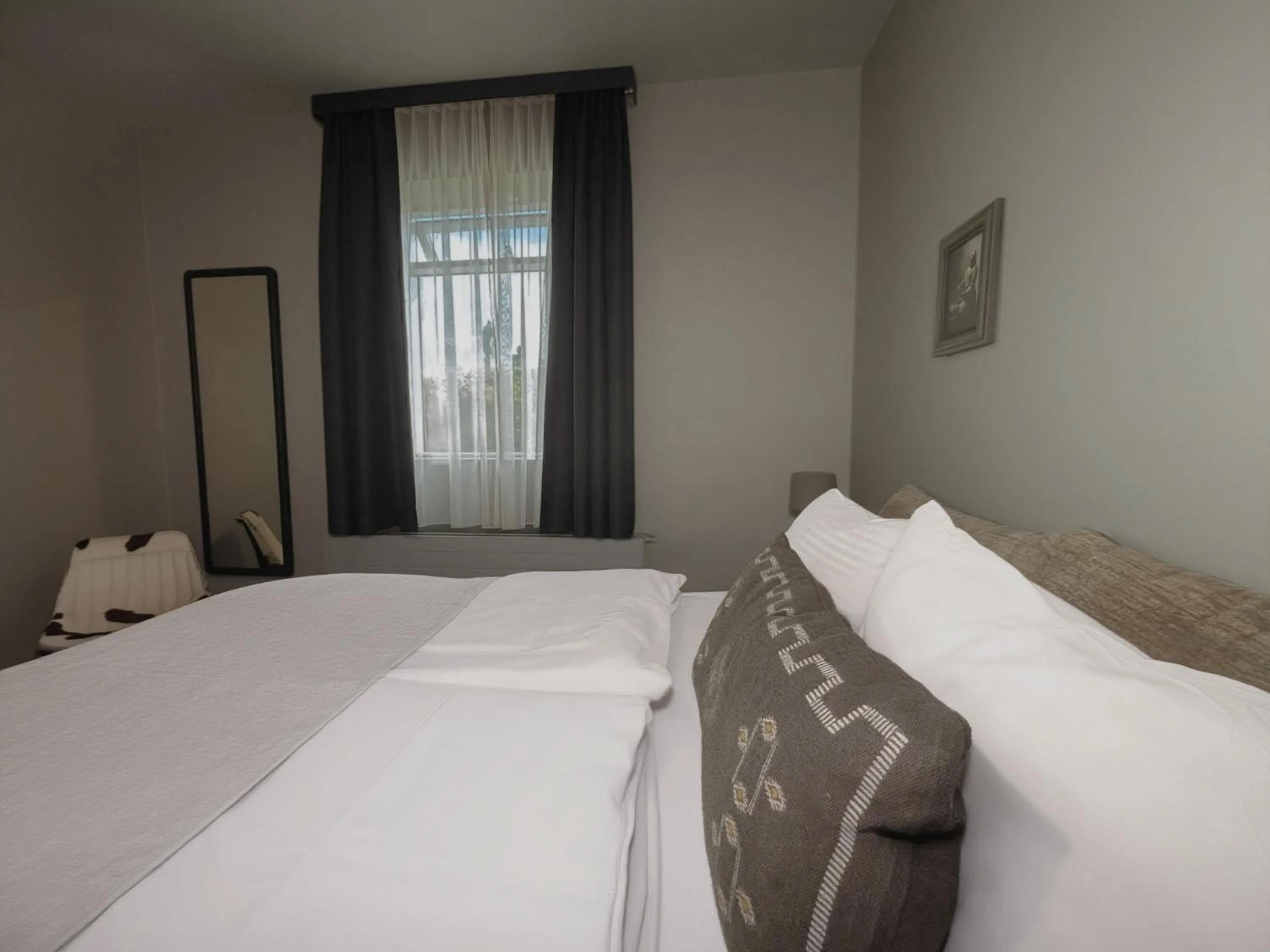 Bed in Hotel Leifur Eiriksson