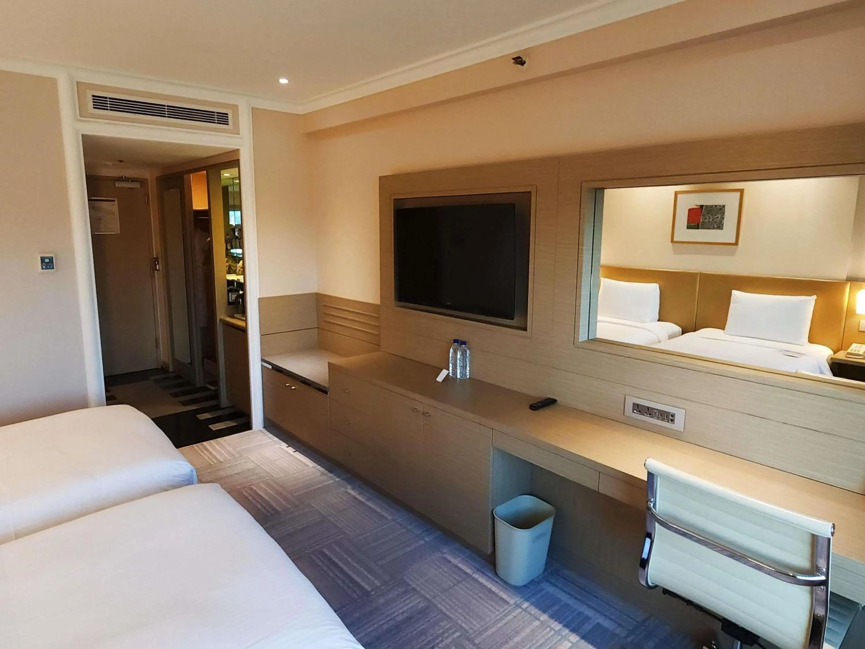 Bedroom, Bed in Novotel Ambassador Seoul Gangnam