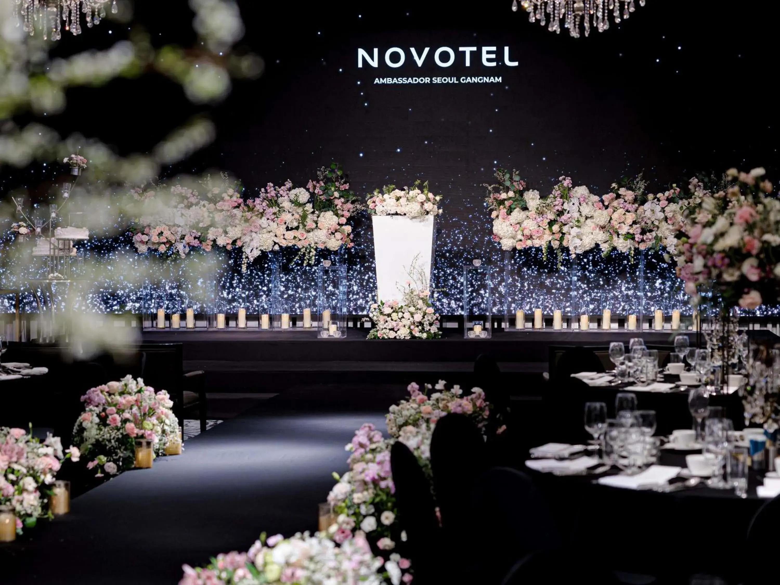 Property building in Novotel Ambassador Seoul Gangnam Property building in Novotel Ambassador Seoul Gangnam