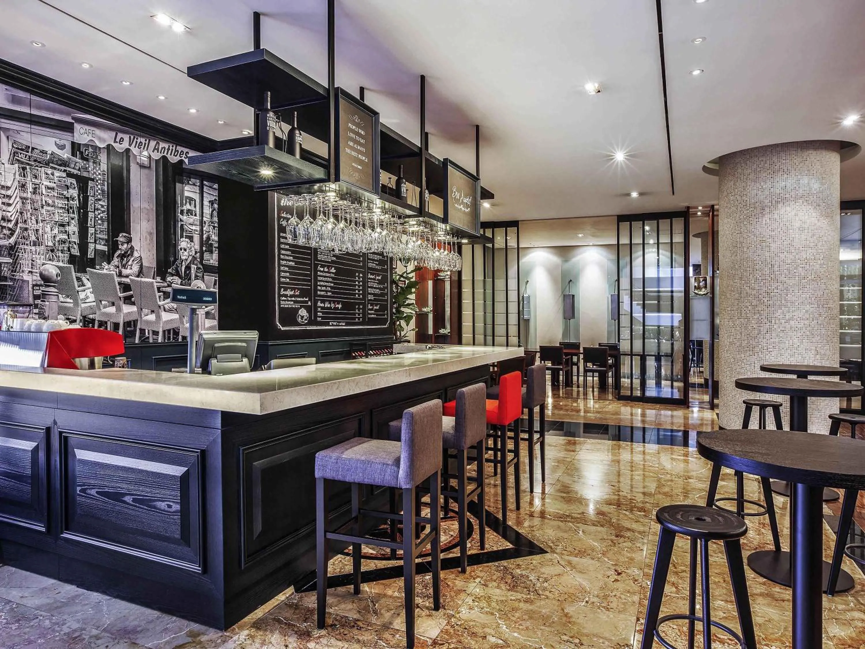 Restaurant/places to eat in Novotel Ambassador Seoul Gangnam