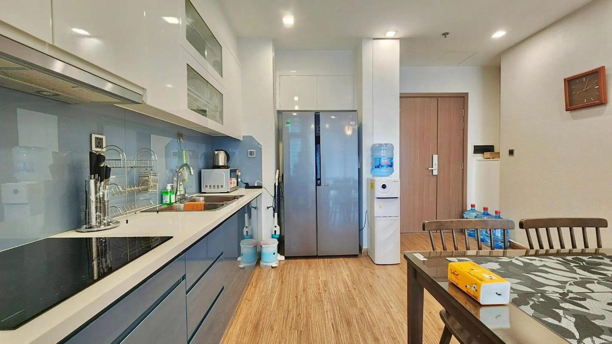 stove in Vinhomes Metropolis Residence