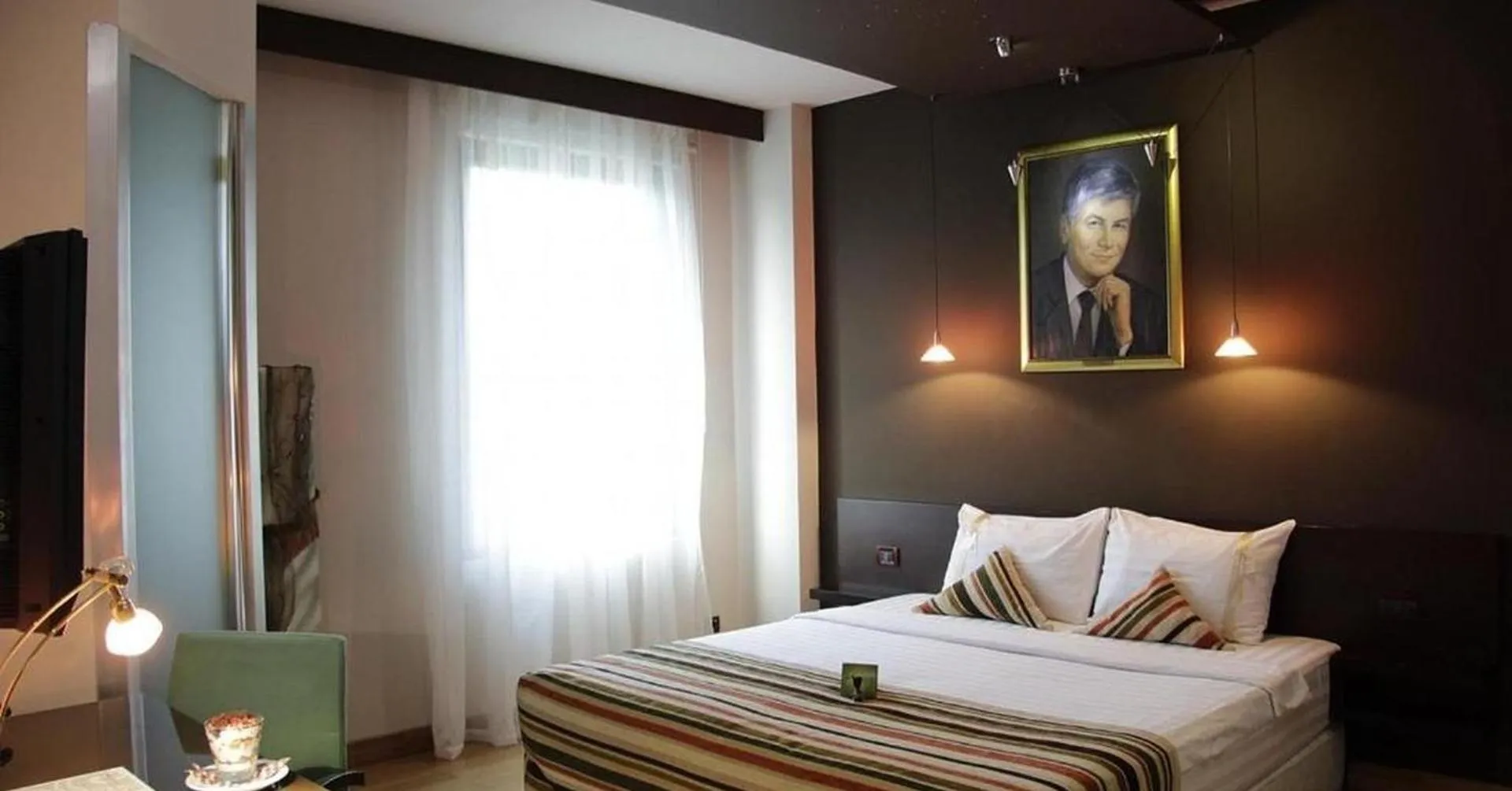 Bed in Design Hotel Mr President