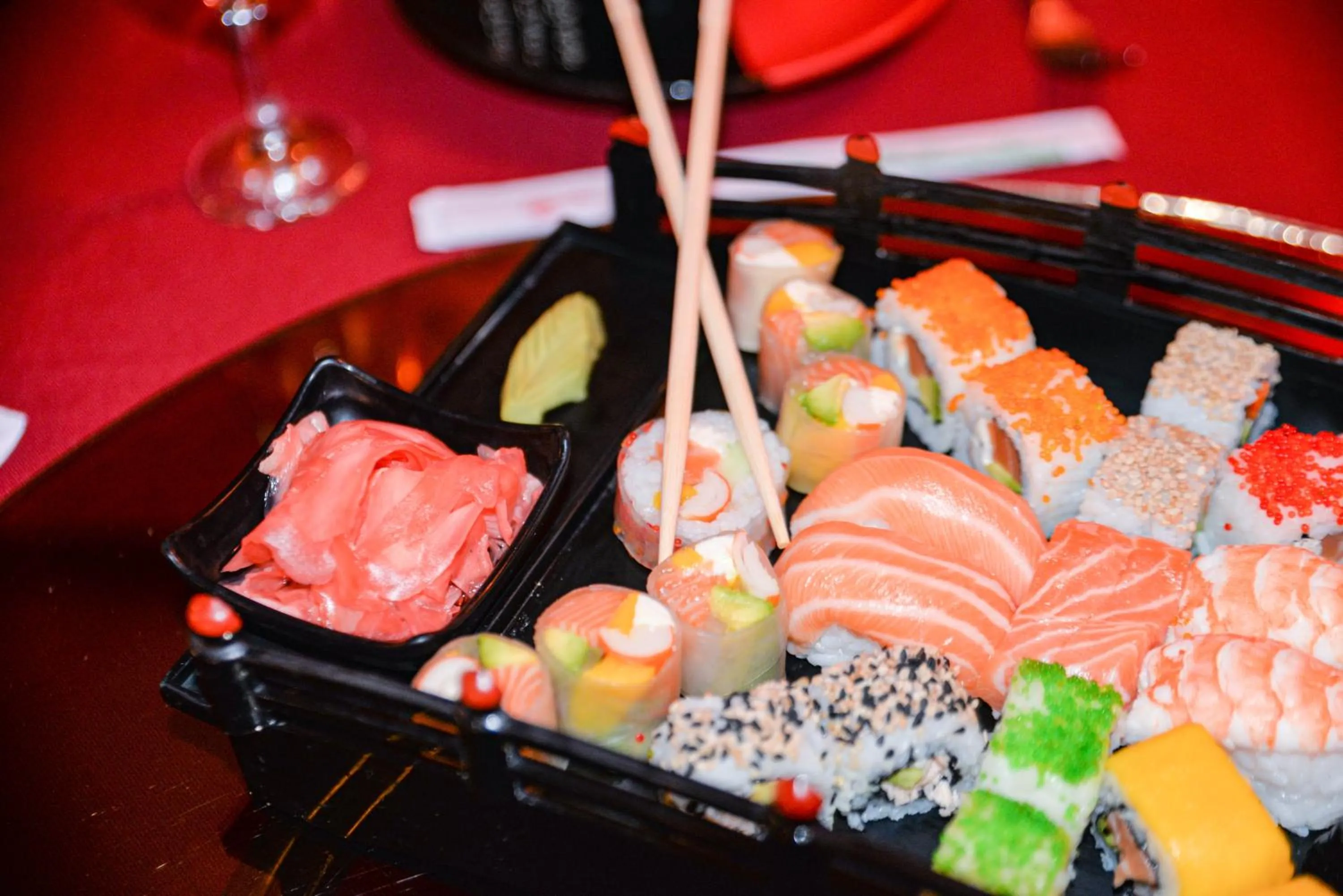 Restaurant/places to eat in Intouriste Hôtel & Suites