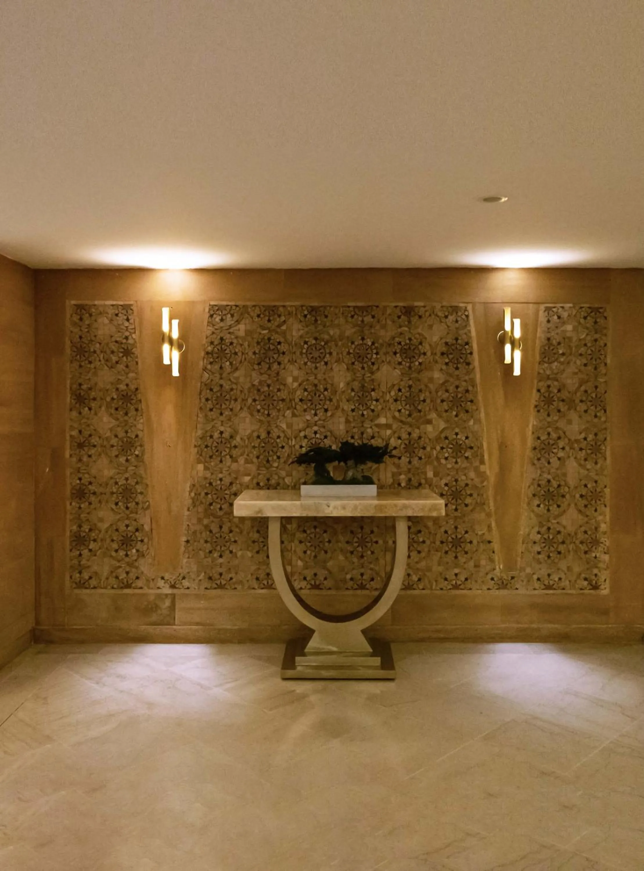 Lobby or reception in Intouriste Hôtel & Suites