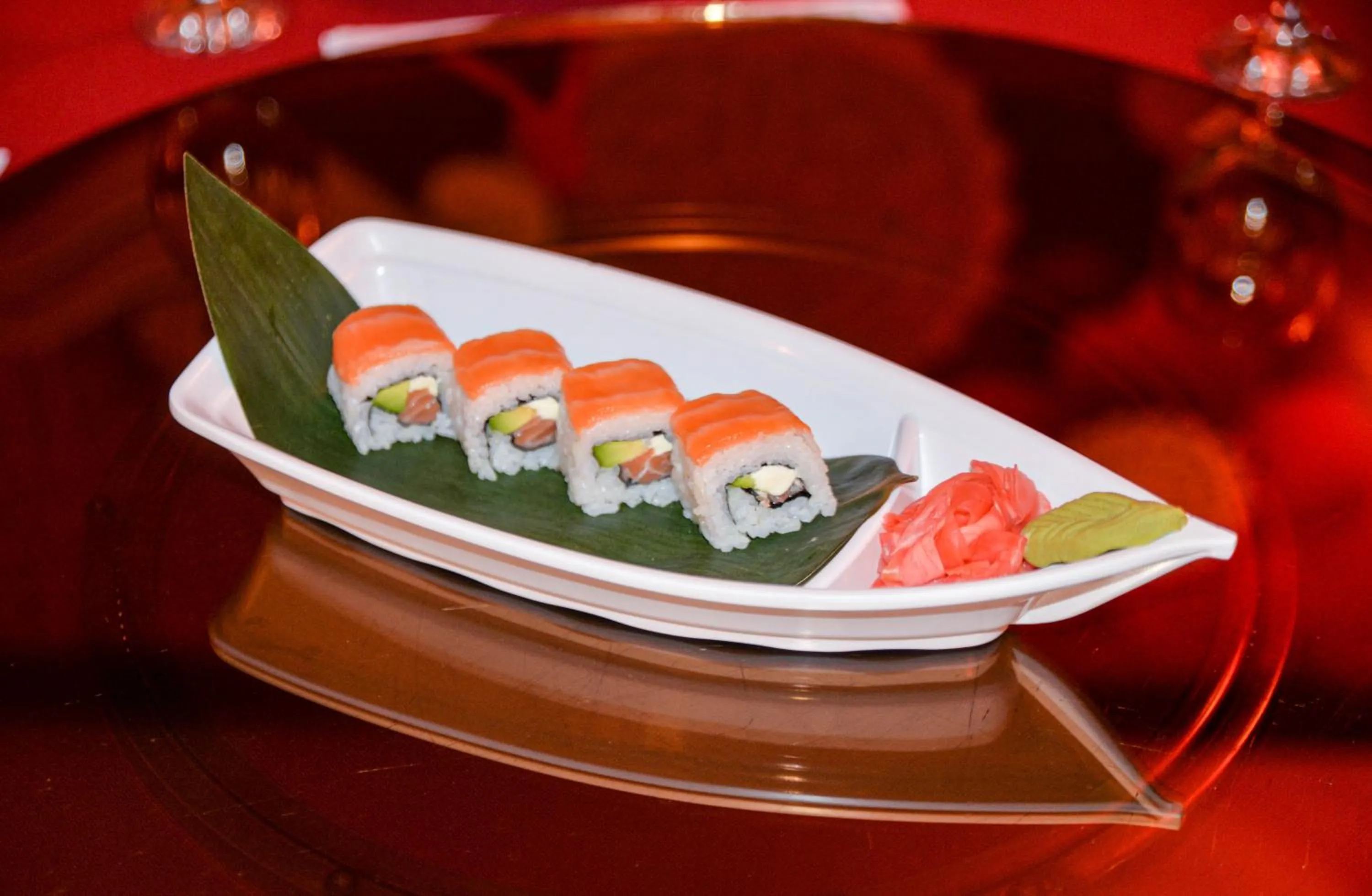 Restaurant/places to eat in Intouriste Hôtel & Suites