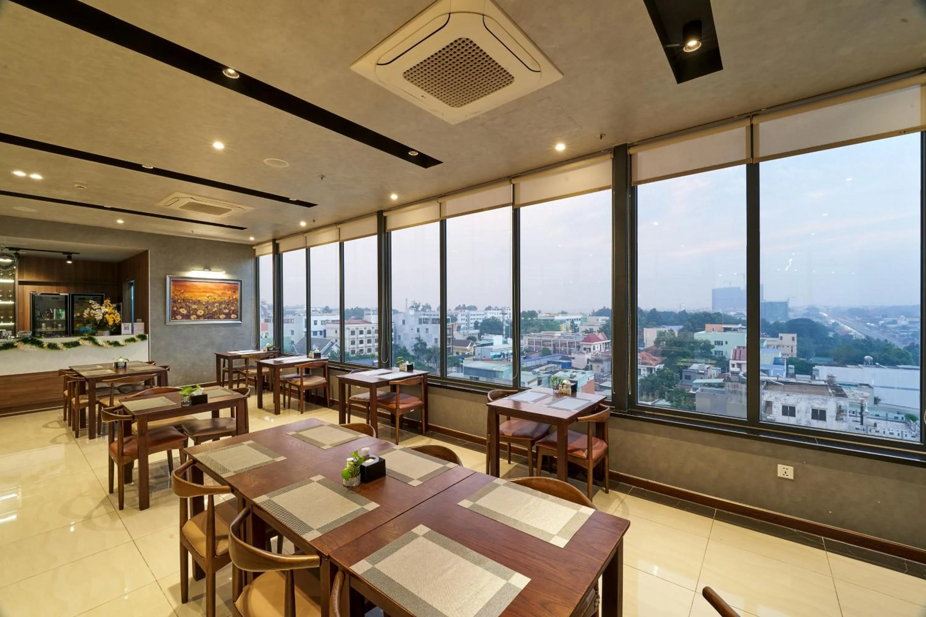 Restaurant/places to eat in Bcons PS Hotel and Apartment- Newly Opened Hotel