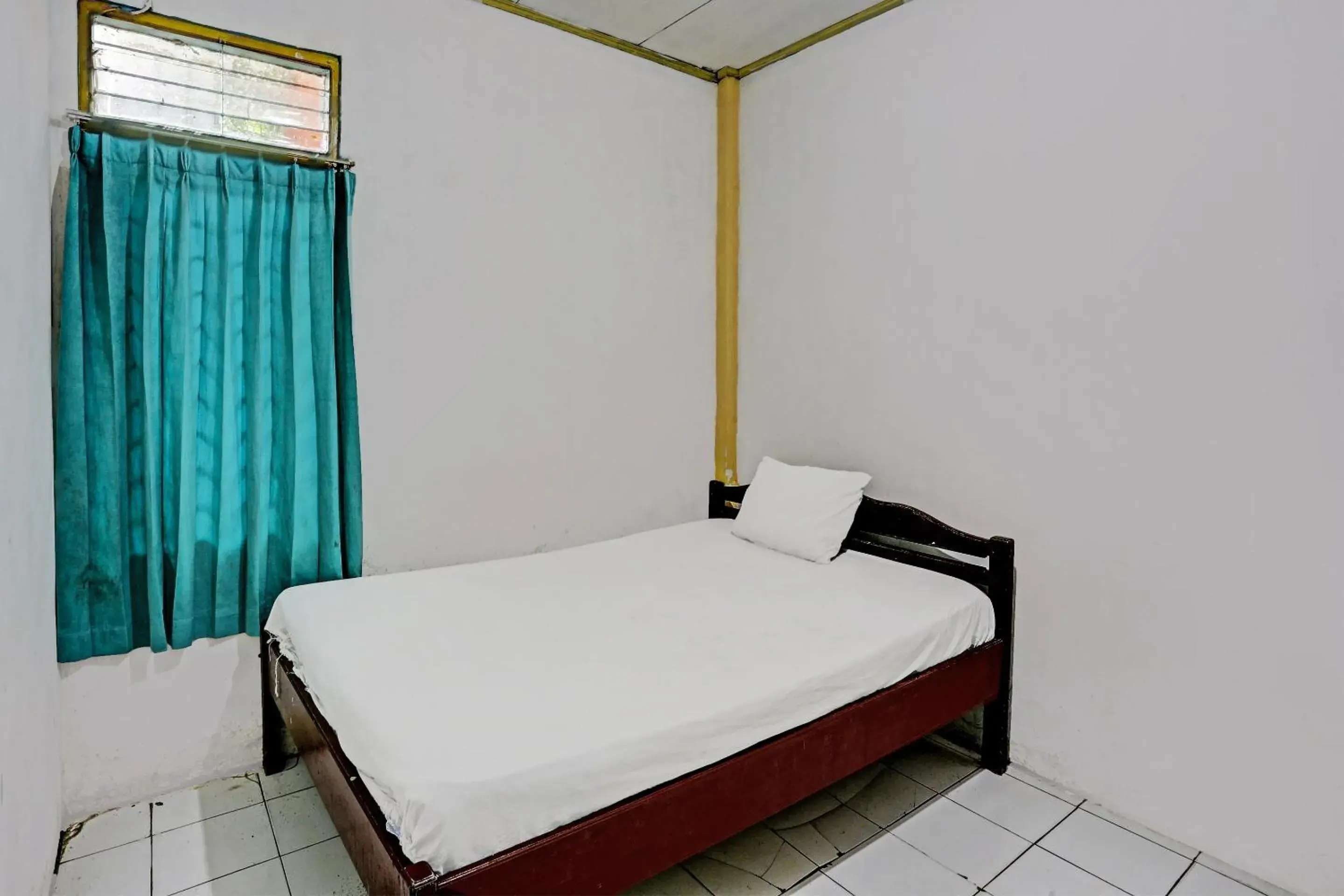 Hotel O Penginapan Aina Syariah Hotel O Penginapan Aina Syariah