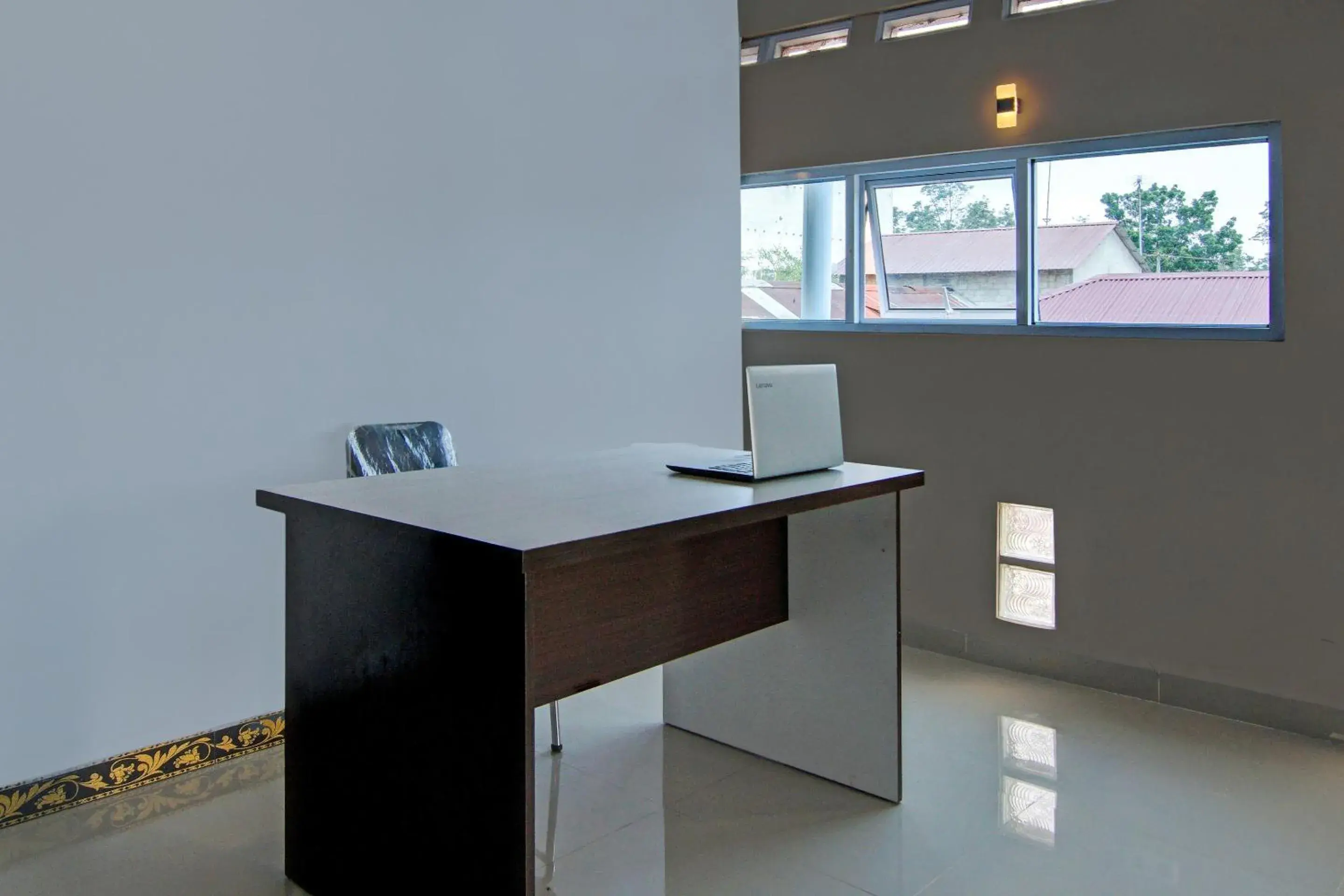 Lobby or reception in Hotel O Putri Homestay Syariah Near SPBU 14.282.694 (Air Hitam) Lobby or reception in Hotel O Putri Homestay Syariah Near SPBU 14.282.694 (Air Hitam)