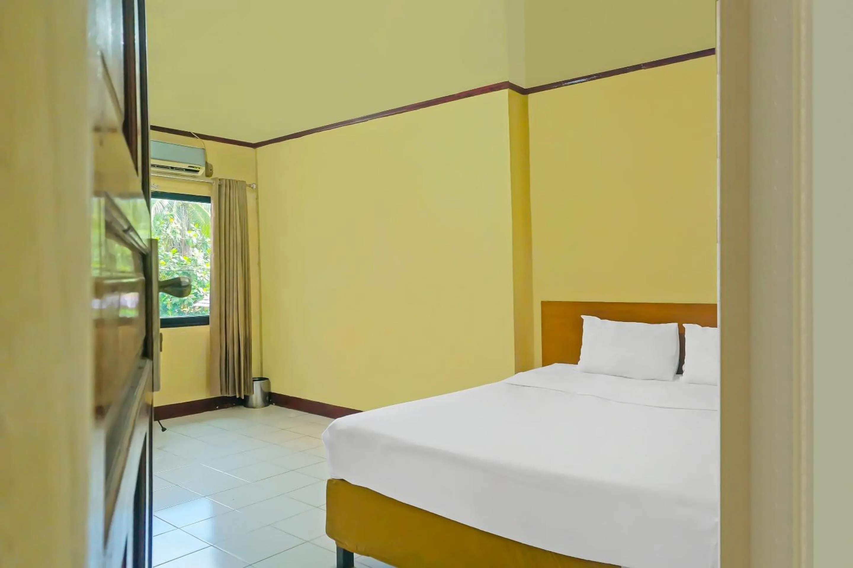 Bedroom, Bed in Hotel O Azeela Kost Syariah