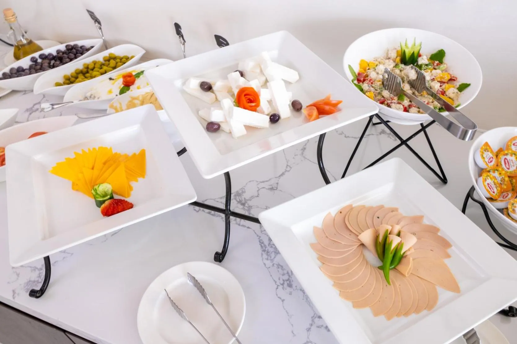 Buffet breakfast in S Plaza Suites Hotel