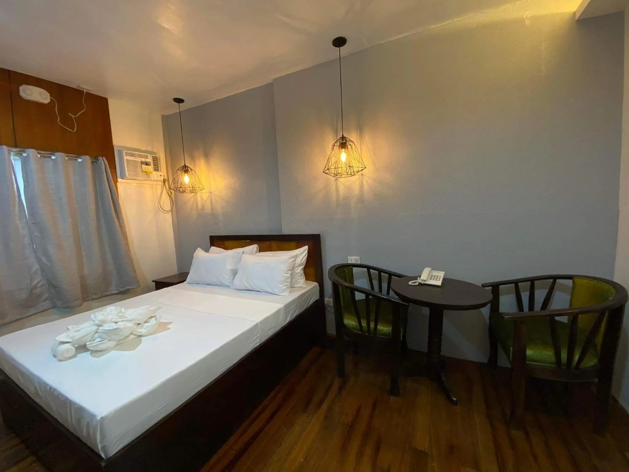 Bedroom, Bed in Dumaguete Seafront Hotel