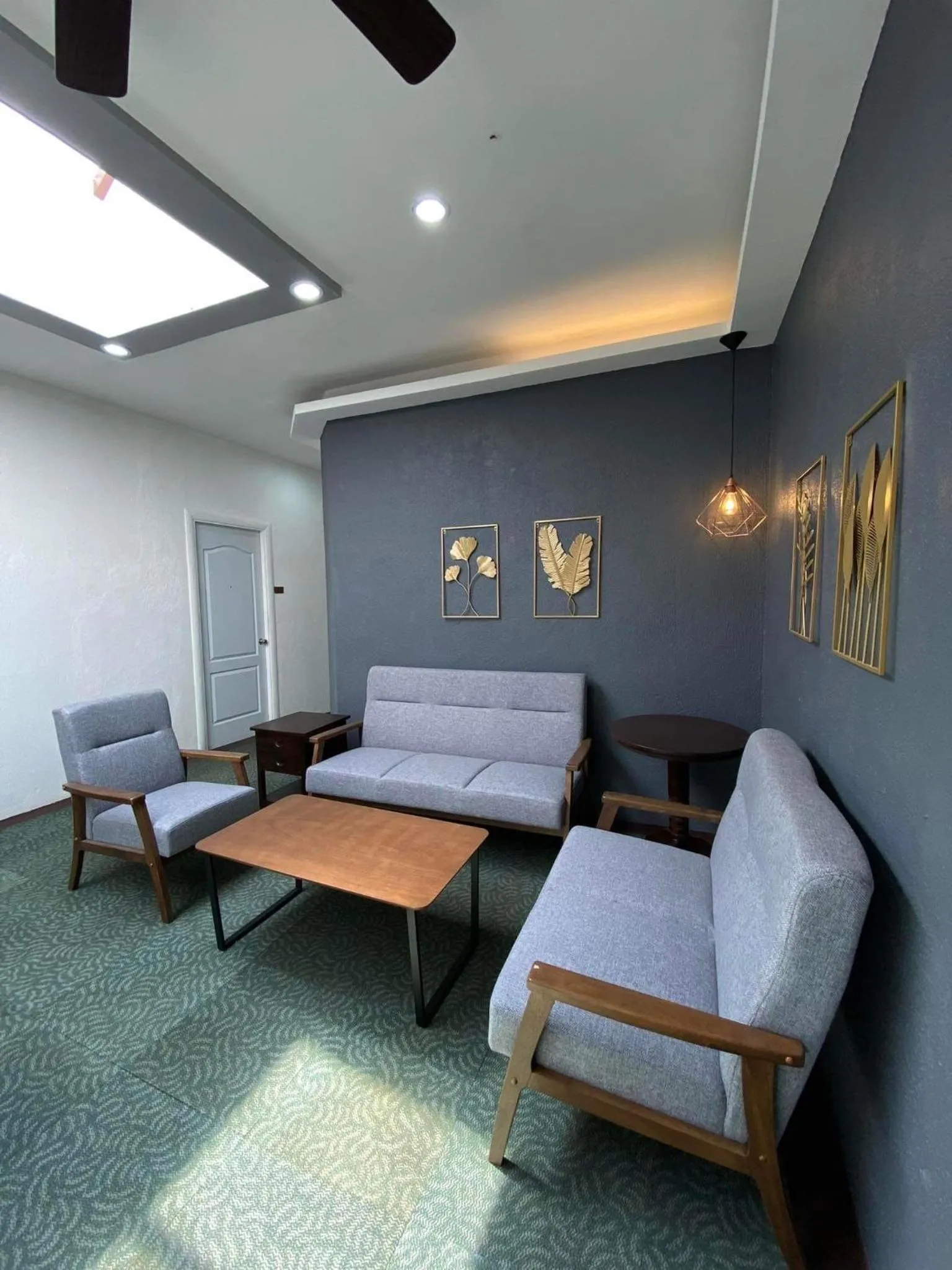 Seating area in Dumaguete Seafront Hotel