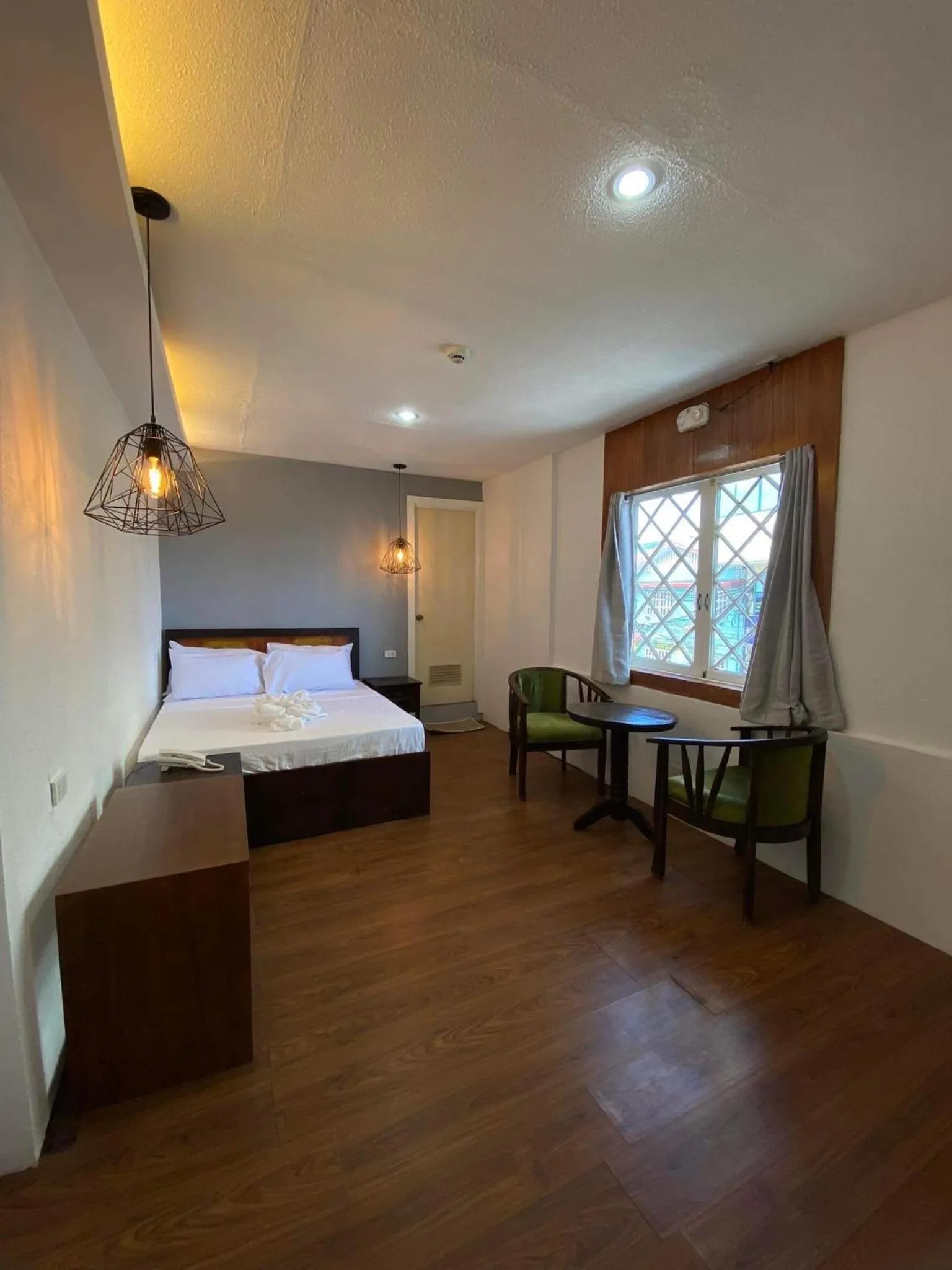 Bedroom, Bed in Dumaguete Seafront Hotel
