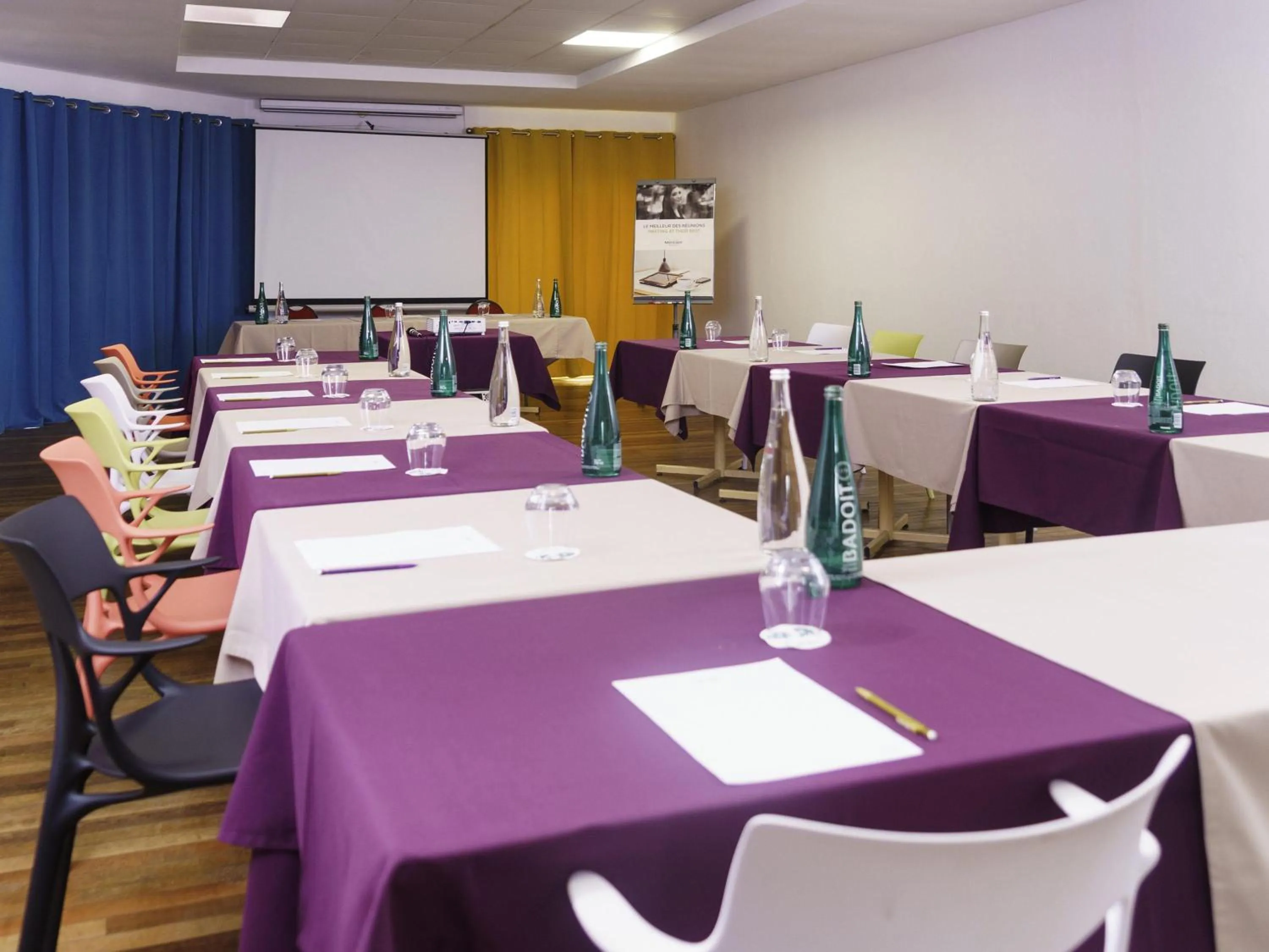 Meeting/conference room in Hotel Mercure Kourou Ariatel