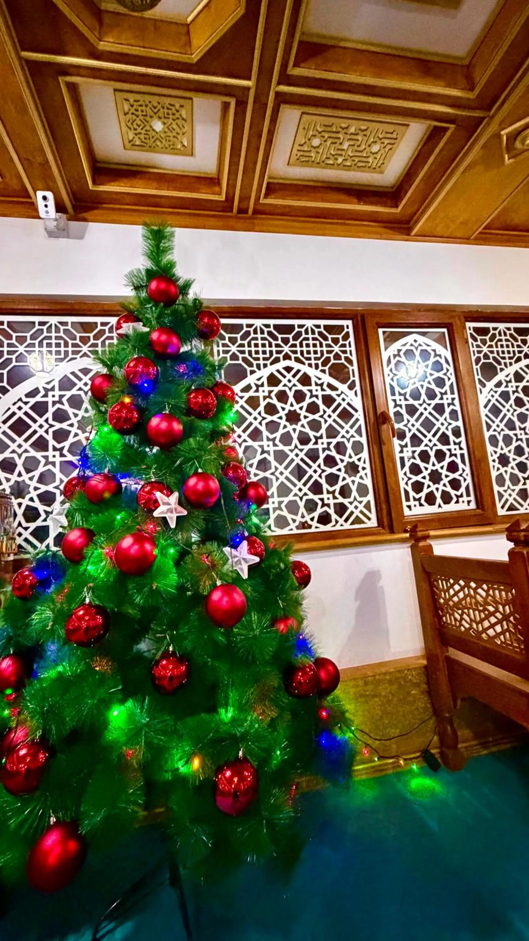 Restaurant/places to eat in Hotel Ansi Boutique W&S terrace