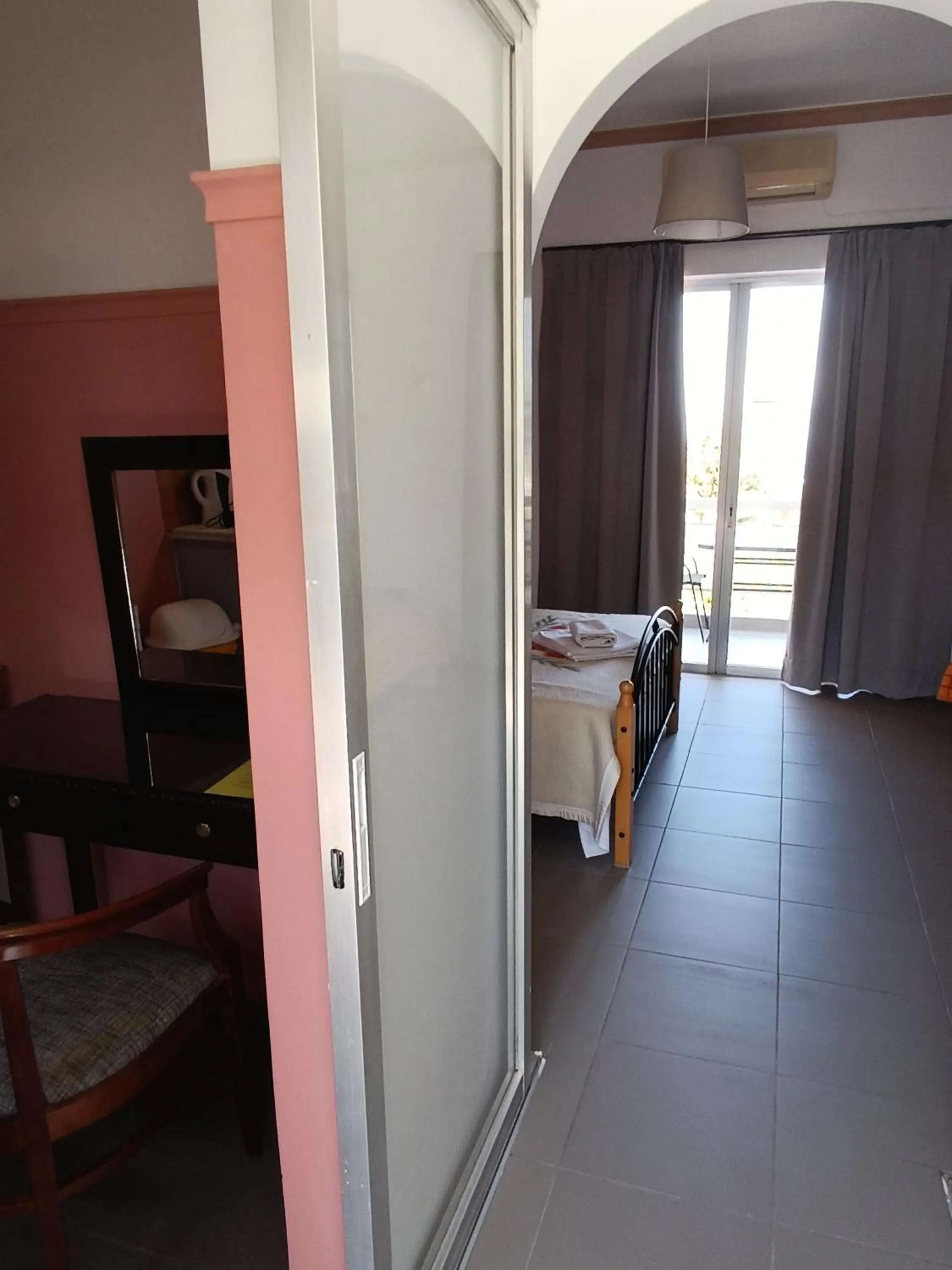 Photo of the whole room, Bed in GOLDEN BEACH