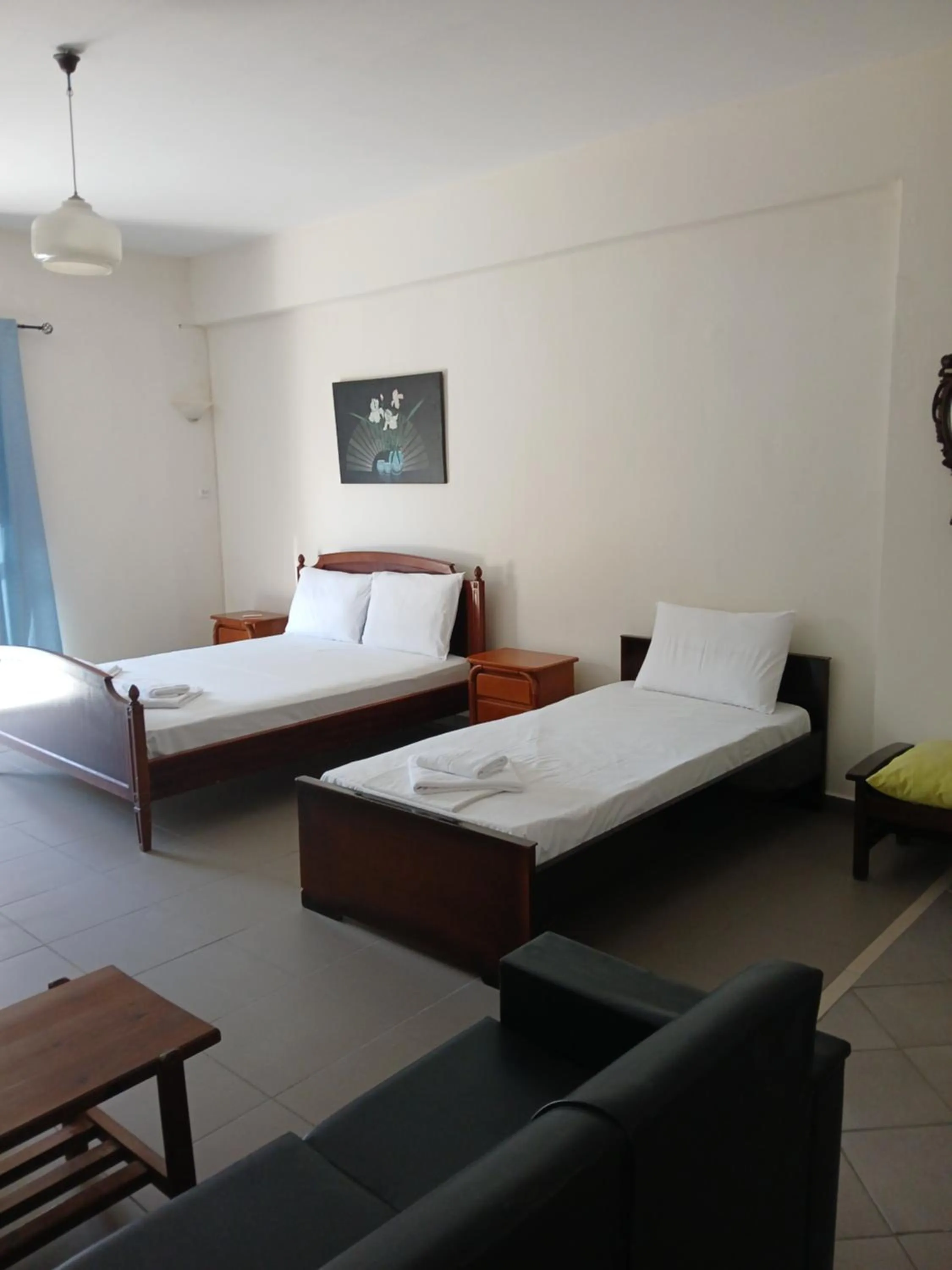 Photo of the whole room, Bed in GOLDEN BEACH