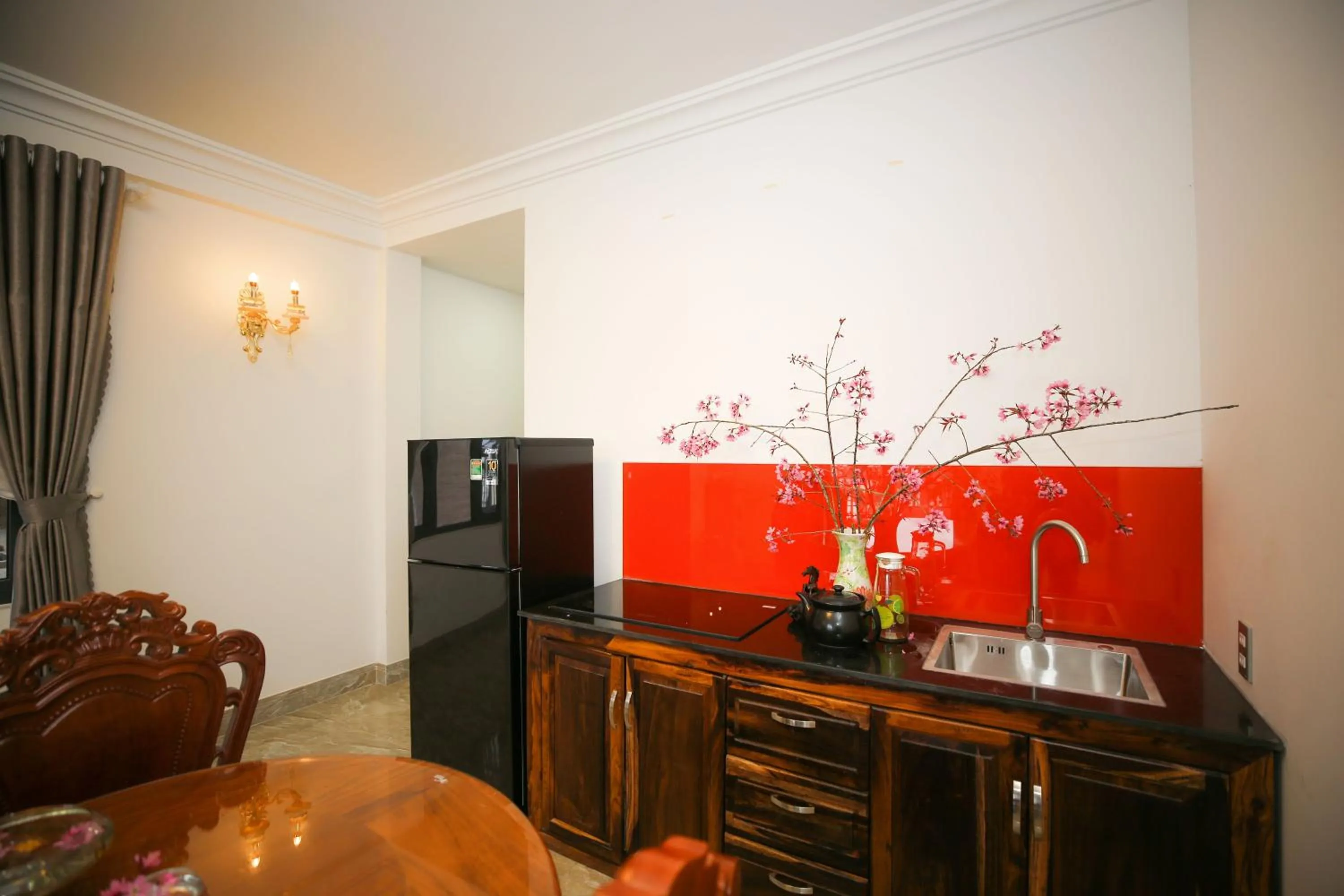 Kitchen or kitchenette in Ngọc Đông Phương Villa Home