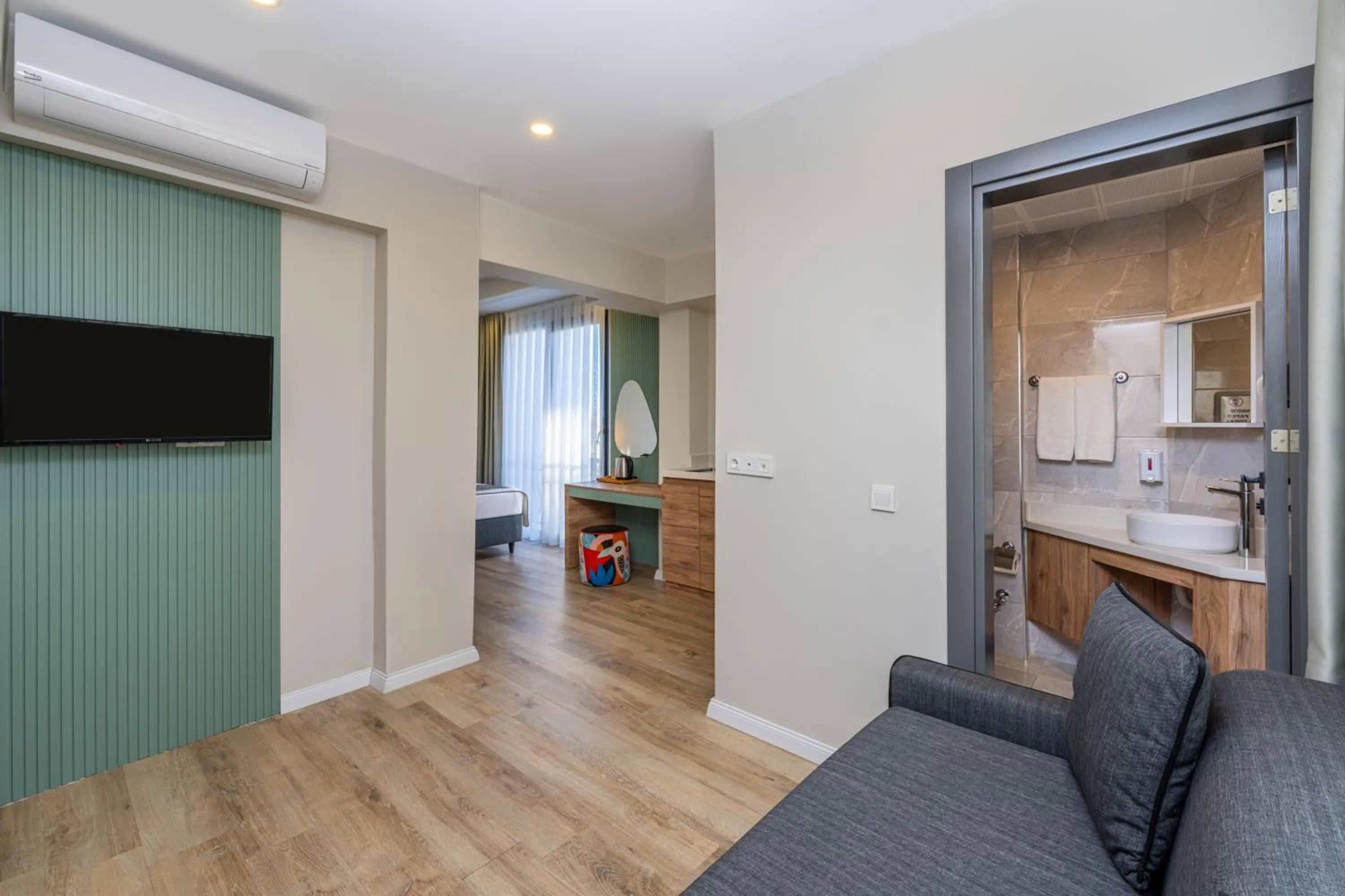 TV and multimedia in Echinus Lara Hotel