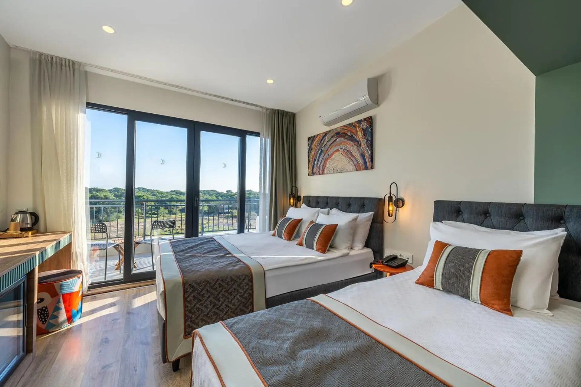 Suite with Balcony in Echinus Lara Hotel Suite with Balcony in Echinus Lara Hotel