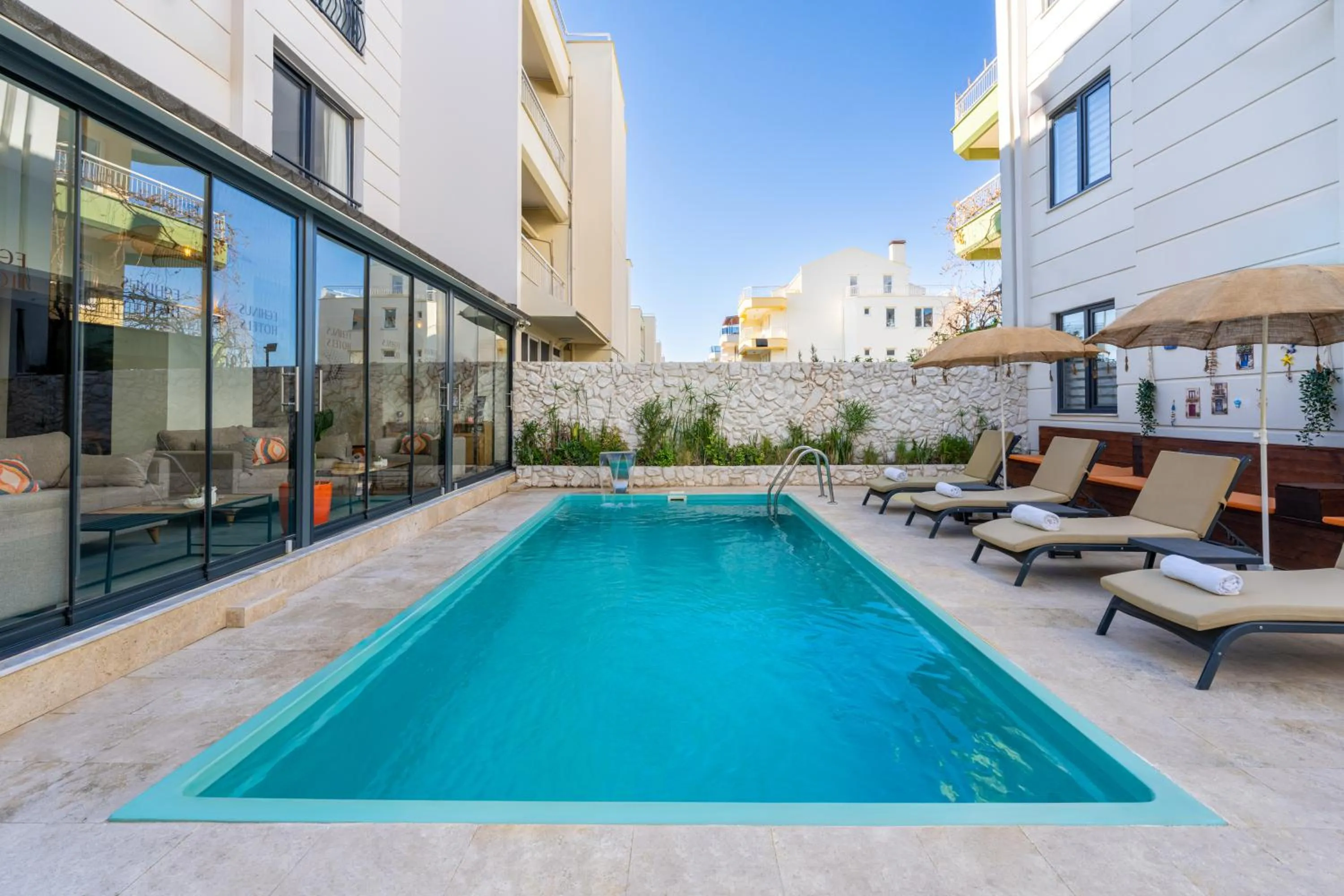 Swimming pool in Echinus Lara Hotel