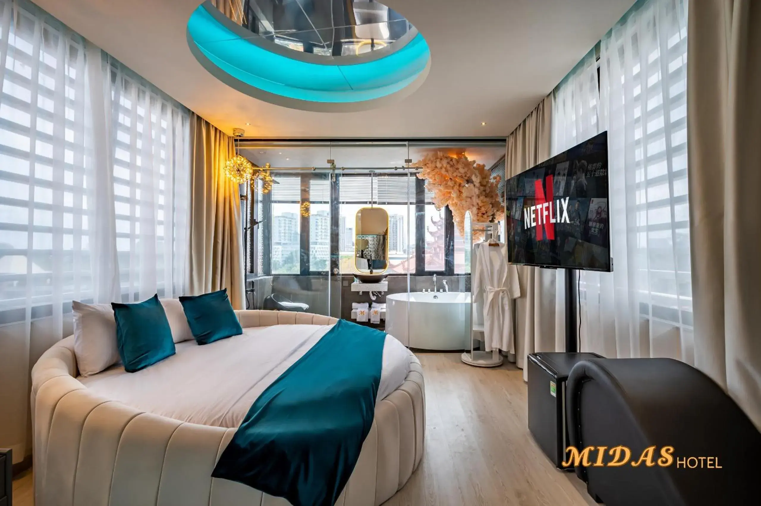 Photo of the whole room, Bed in Midas Hotel Photo of the whole room, Bed in Midas Hotel