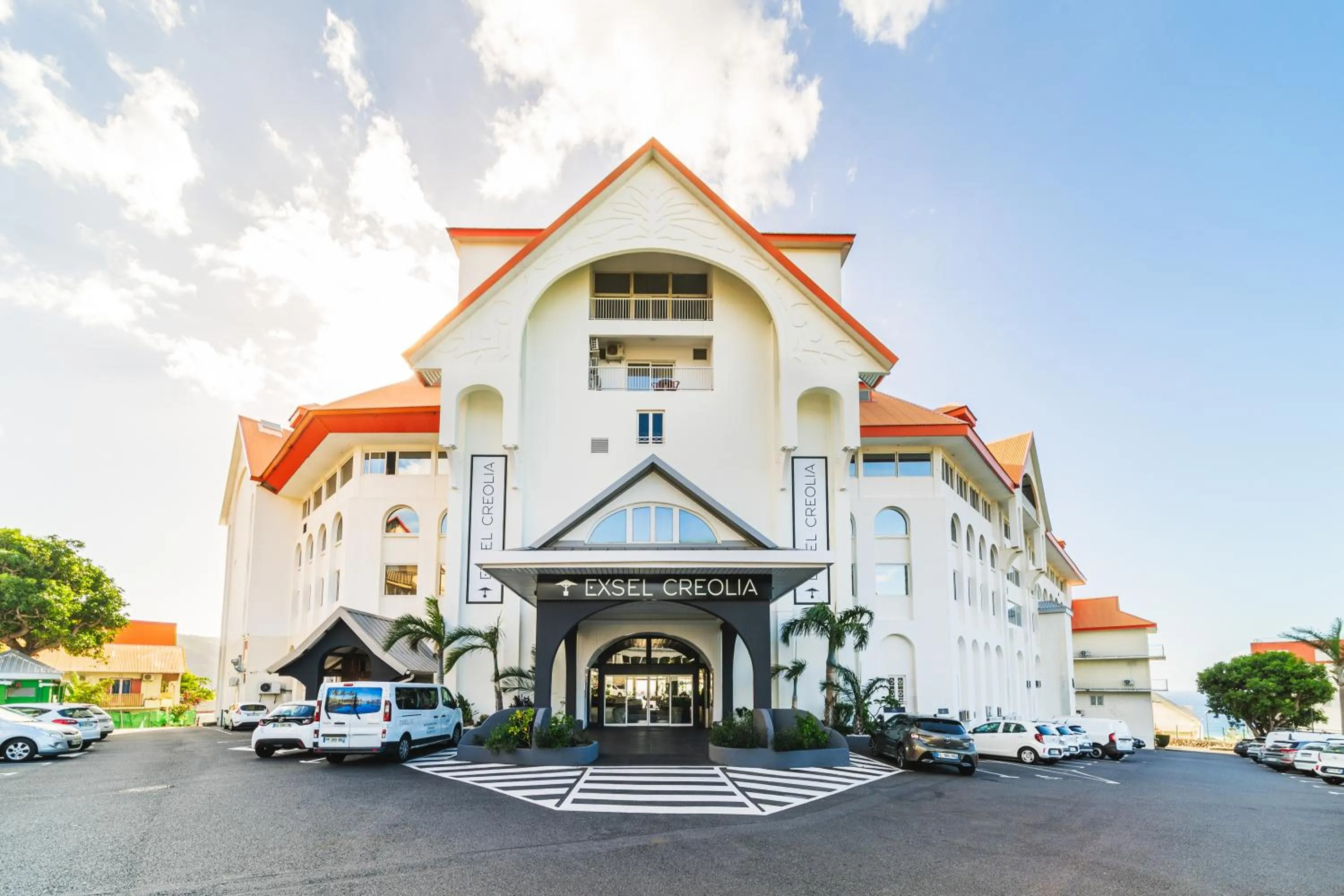 Facade/entrance in Hôtel Exsel Créolia
