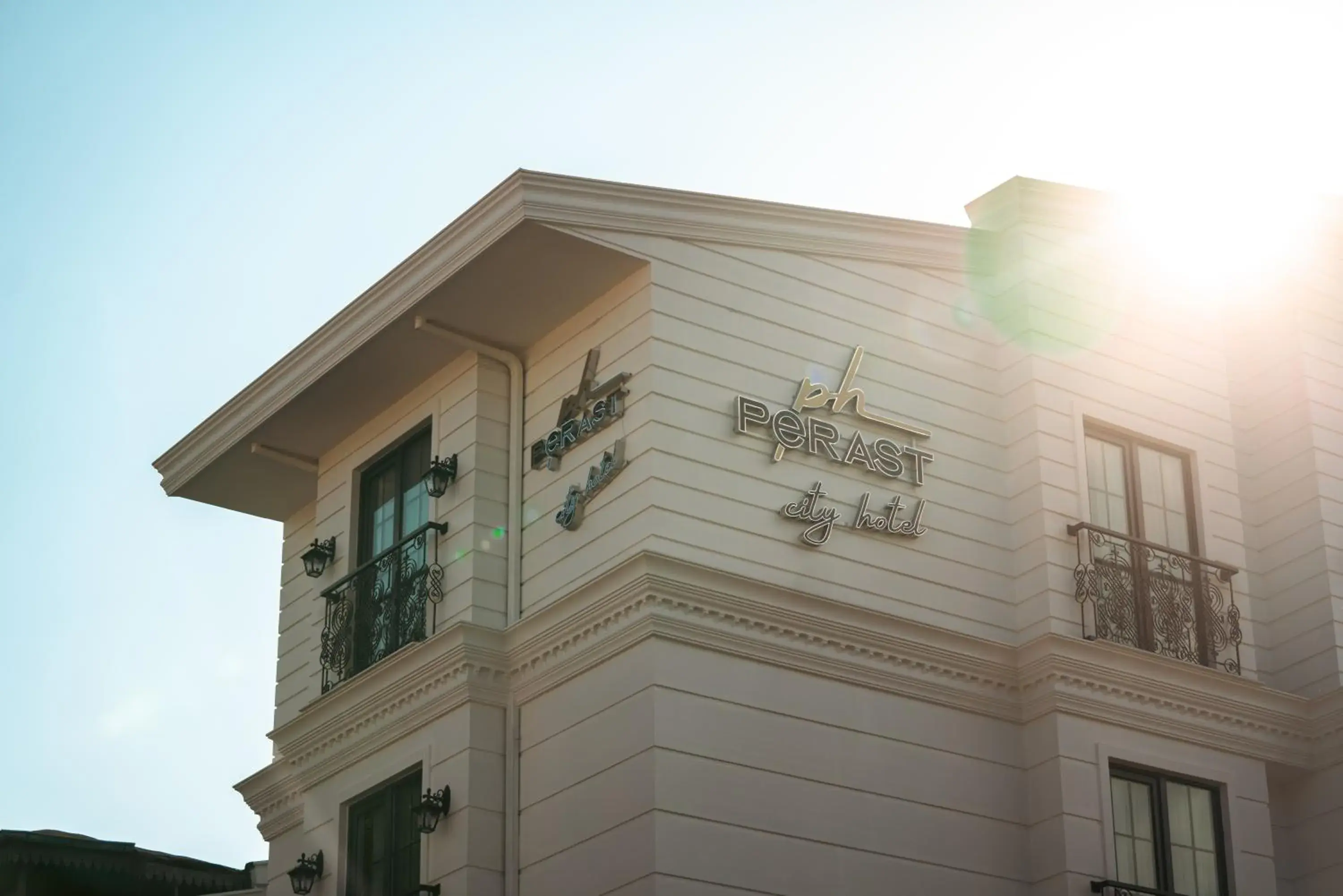 Property building in Perast City Hotel Property building in Perast City Hotel