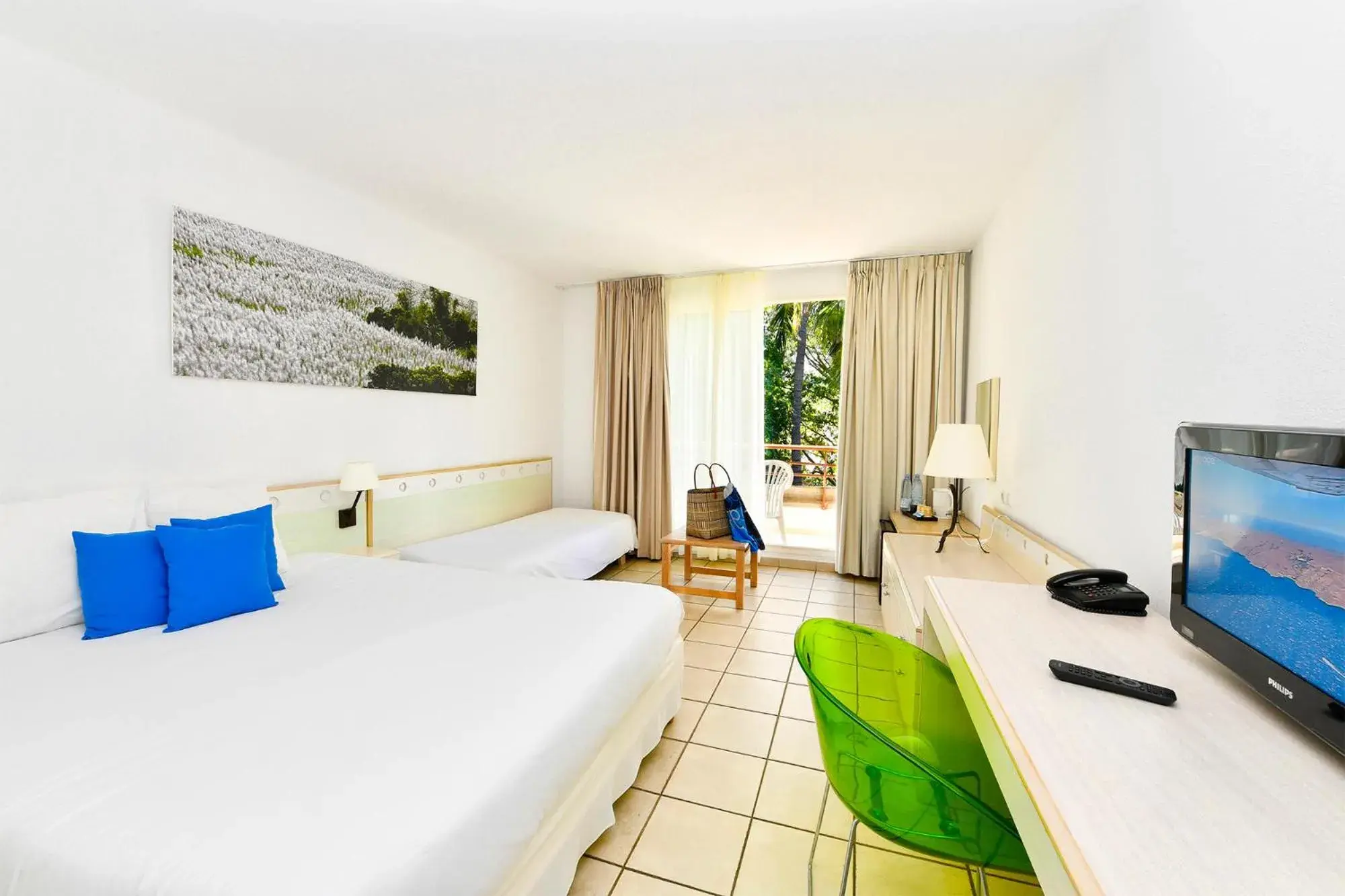 Bedroom, Bed in Relais de l’Hermitage Saint-Gilles Bedroom, Bed in Relais de l’Hermitage Saint-Gilles