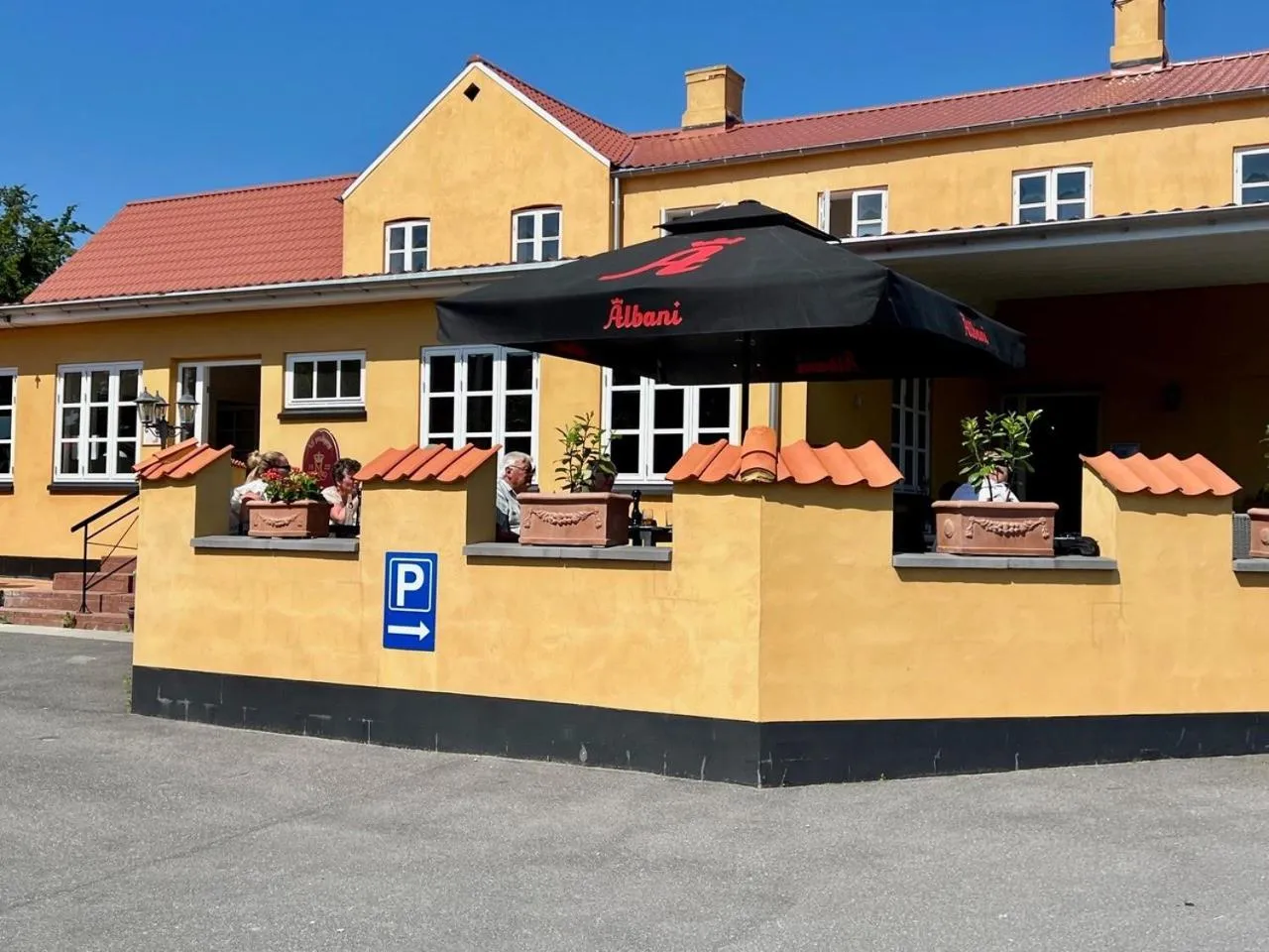 Property building in Orø Kro & Hotel