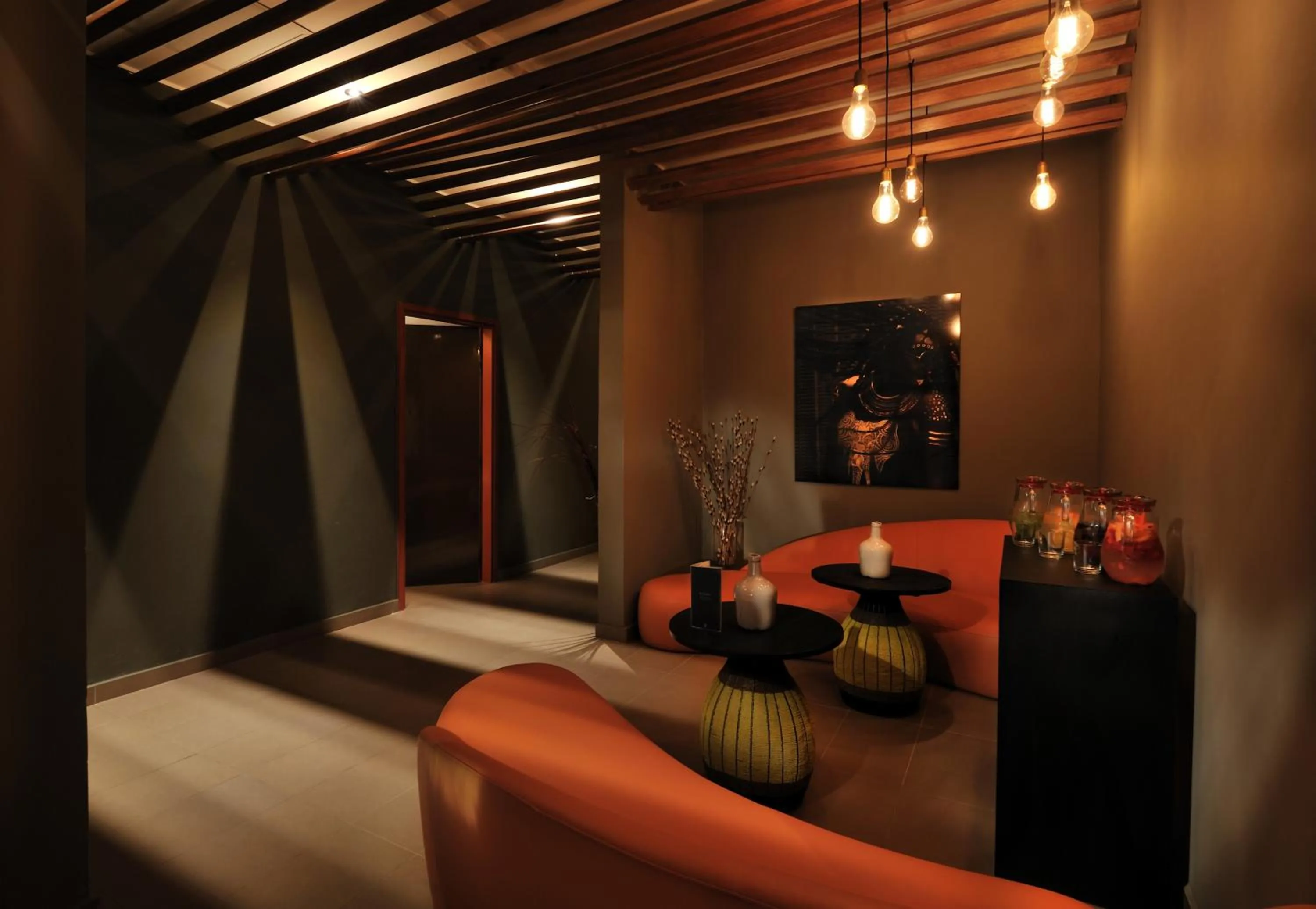 Fitness centre/facilities, Bed in Pullman Dakar Teranga