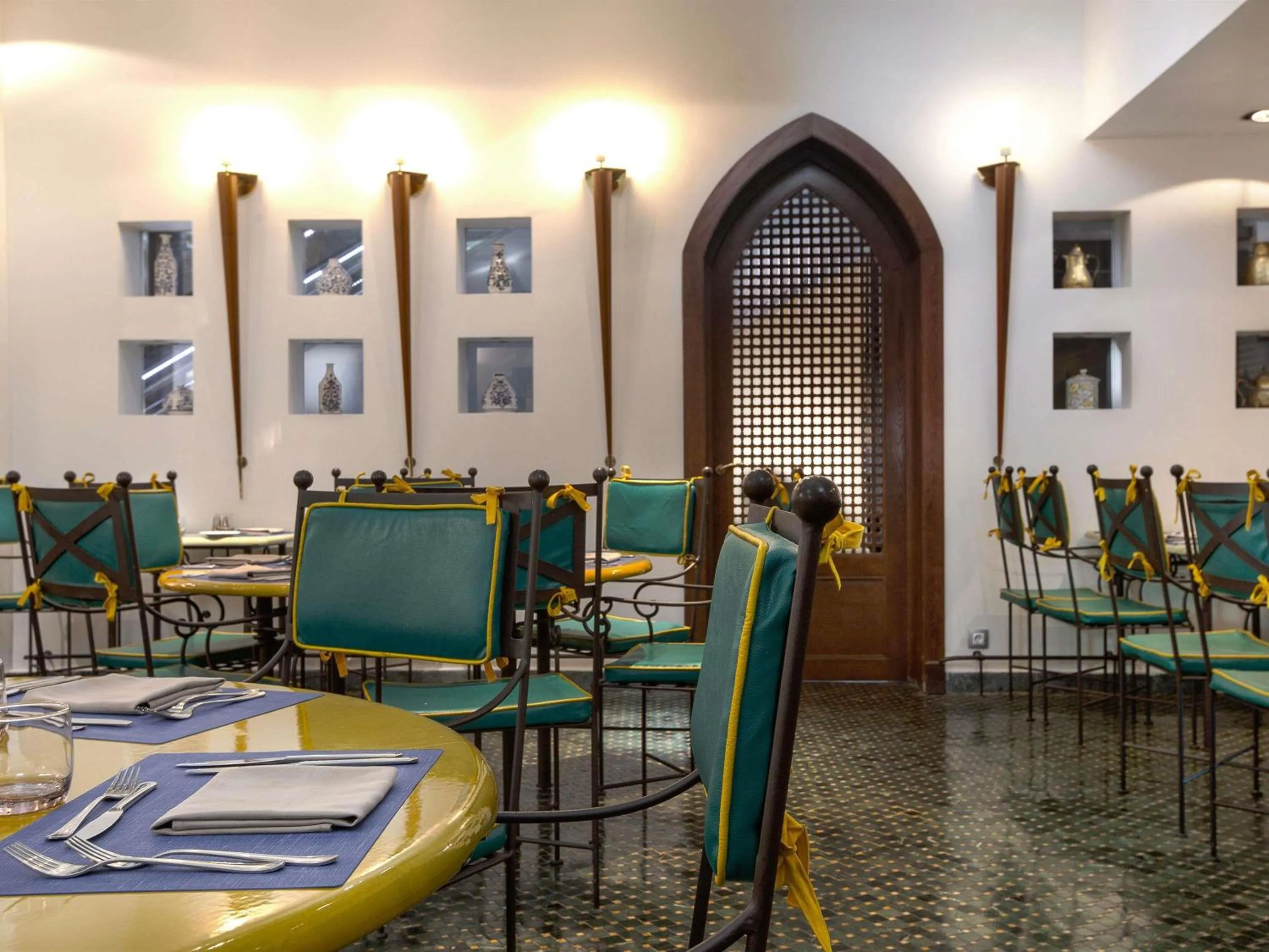 Restaurant/places to eat in Sofitel Algiers Hamma Garden