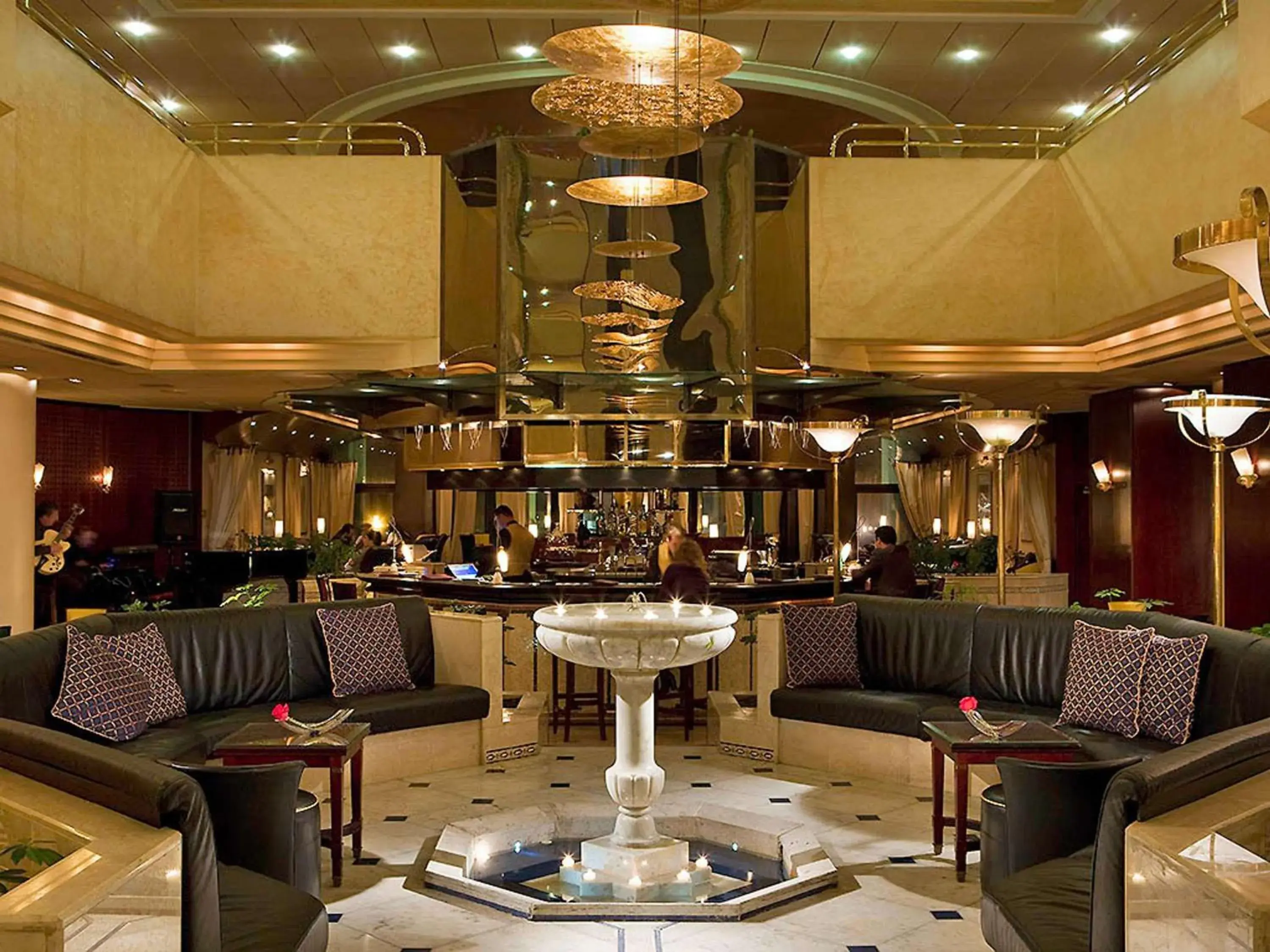 Lounge or bar in Sofitel Algiers Hamma Garden Lounge or bar in Sofitel Algiers Hamma Garden