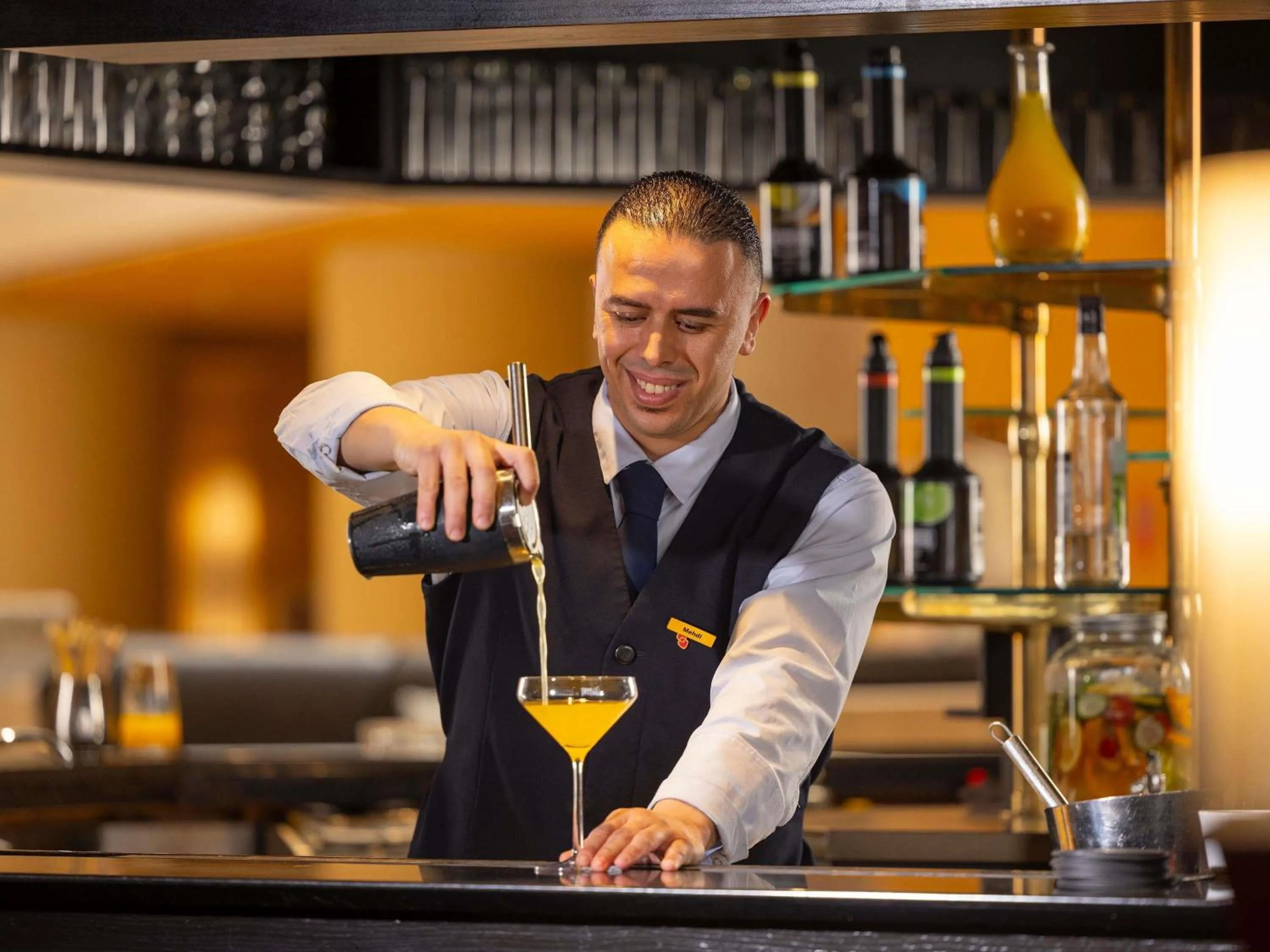 Lounge or bar in Sofitel Algiers Hamma Garden