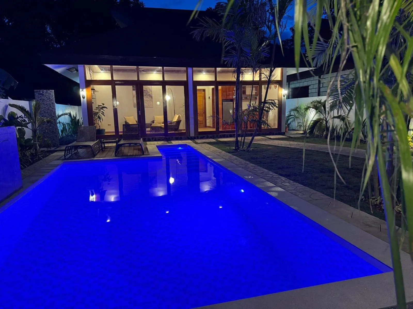 Bella Napoli Resort & Resto