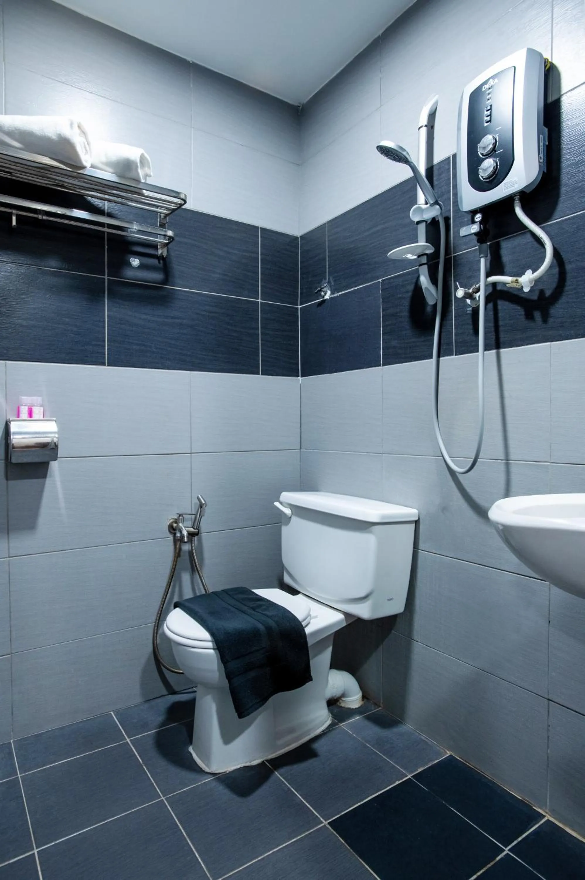 Toilet in Raissa Boutique Hotel