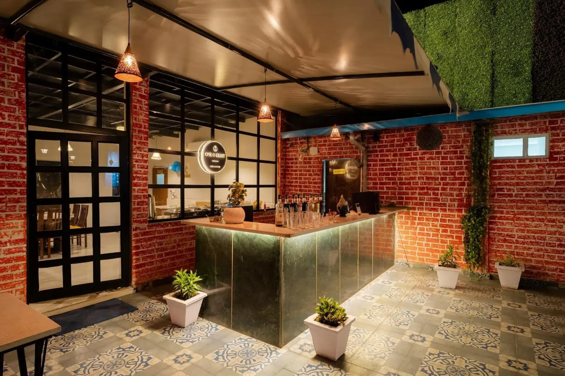 Restaurant/places to eat in Tripli Hotels White Manor Restaurant/places to eat in Tripli Hotels White Manor