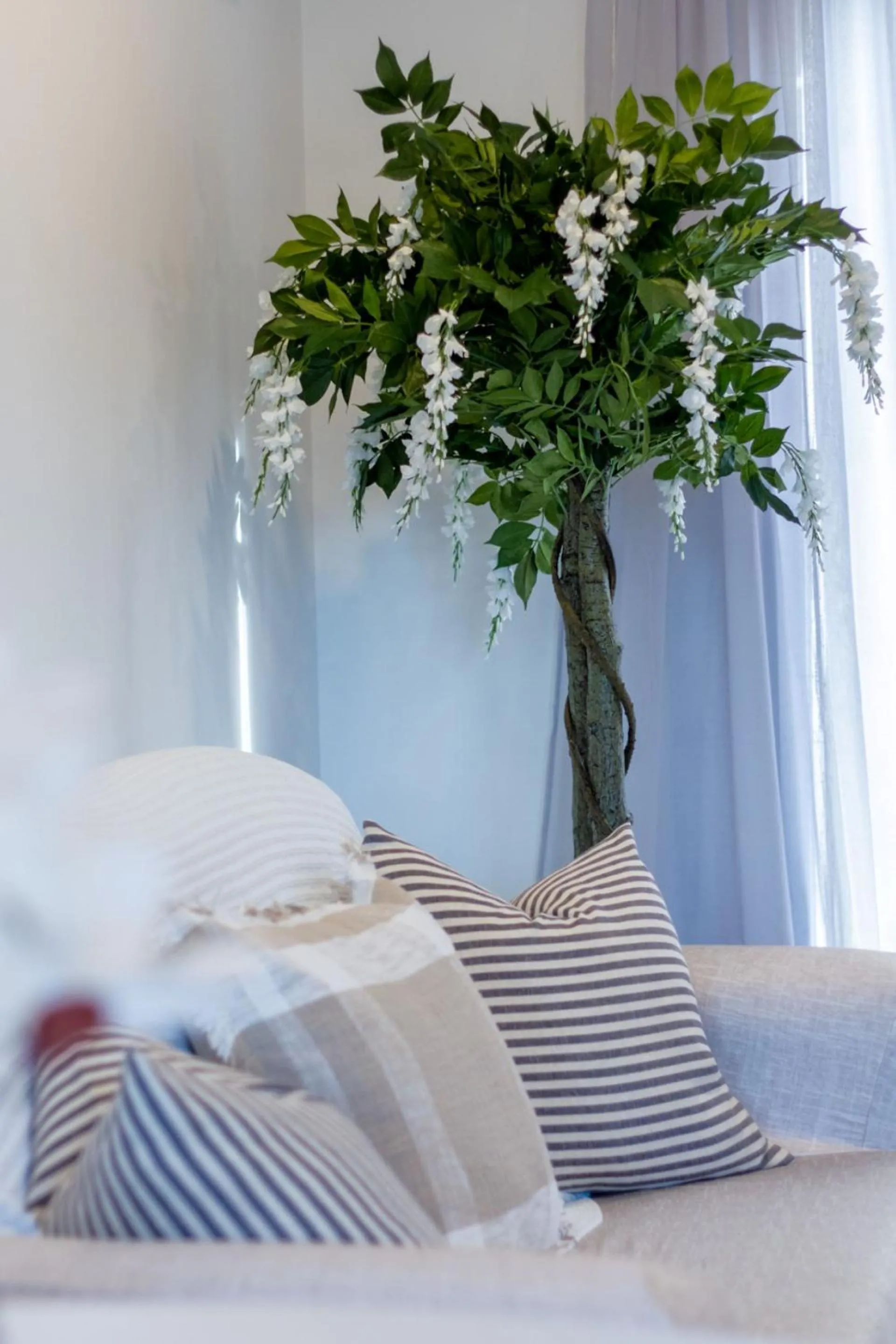 Stylish 2-Bedroom Haven Next to Hagley Park